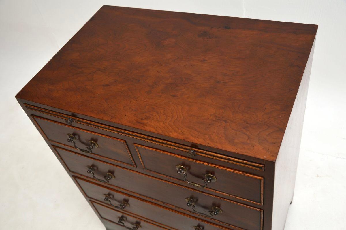 Antique Georgian Style Yew Wood Chest of Drawers For Sale 3