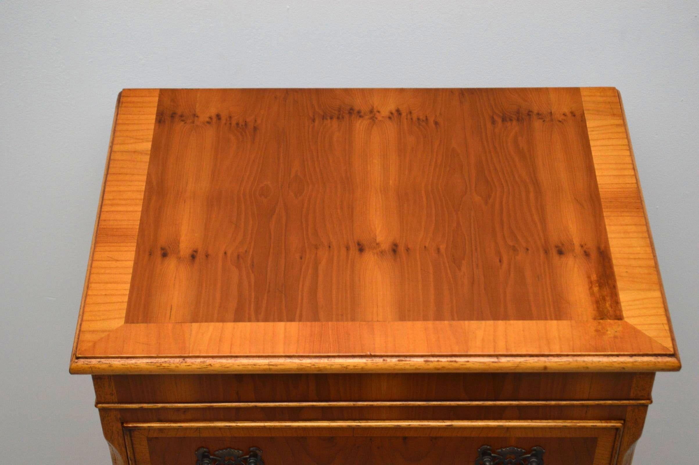 Antique Georgian Style Yew Wood Chest on Chest 4