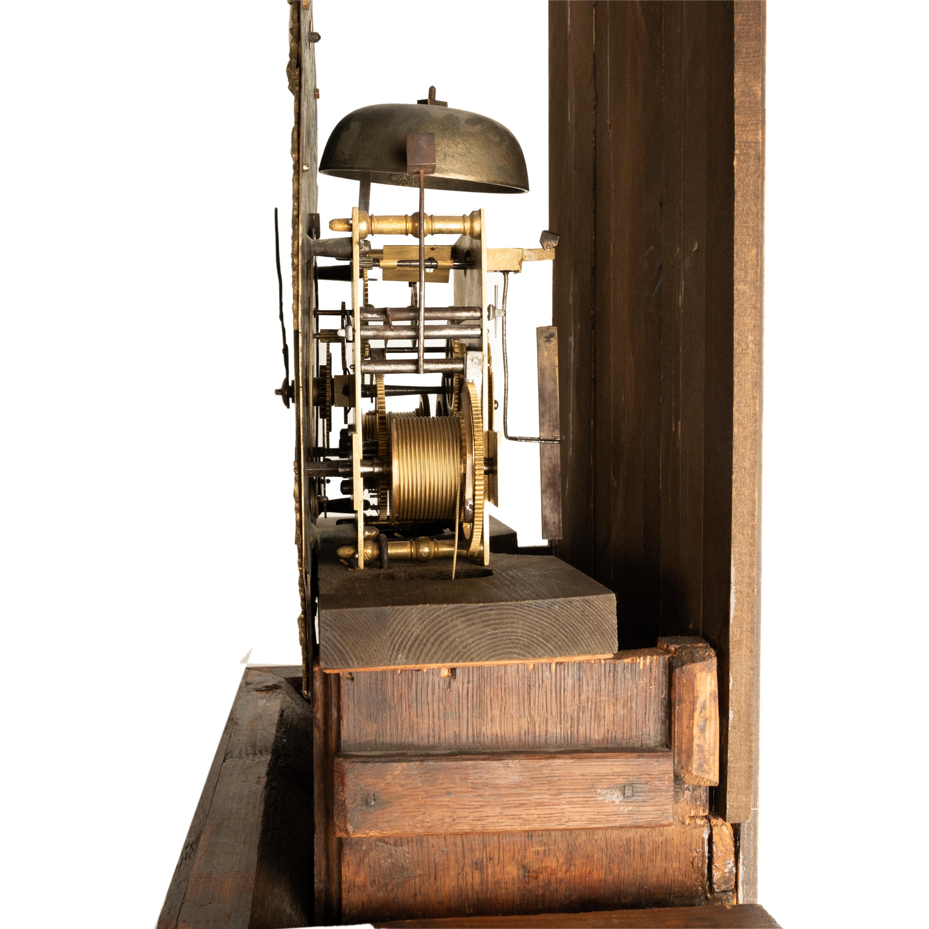 Antiguo reloj georgiano de caja alta con calendario de abuelo de 8 días Caja de roble tallada 1780 en venta 2