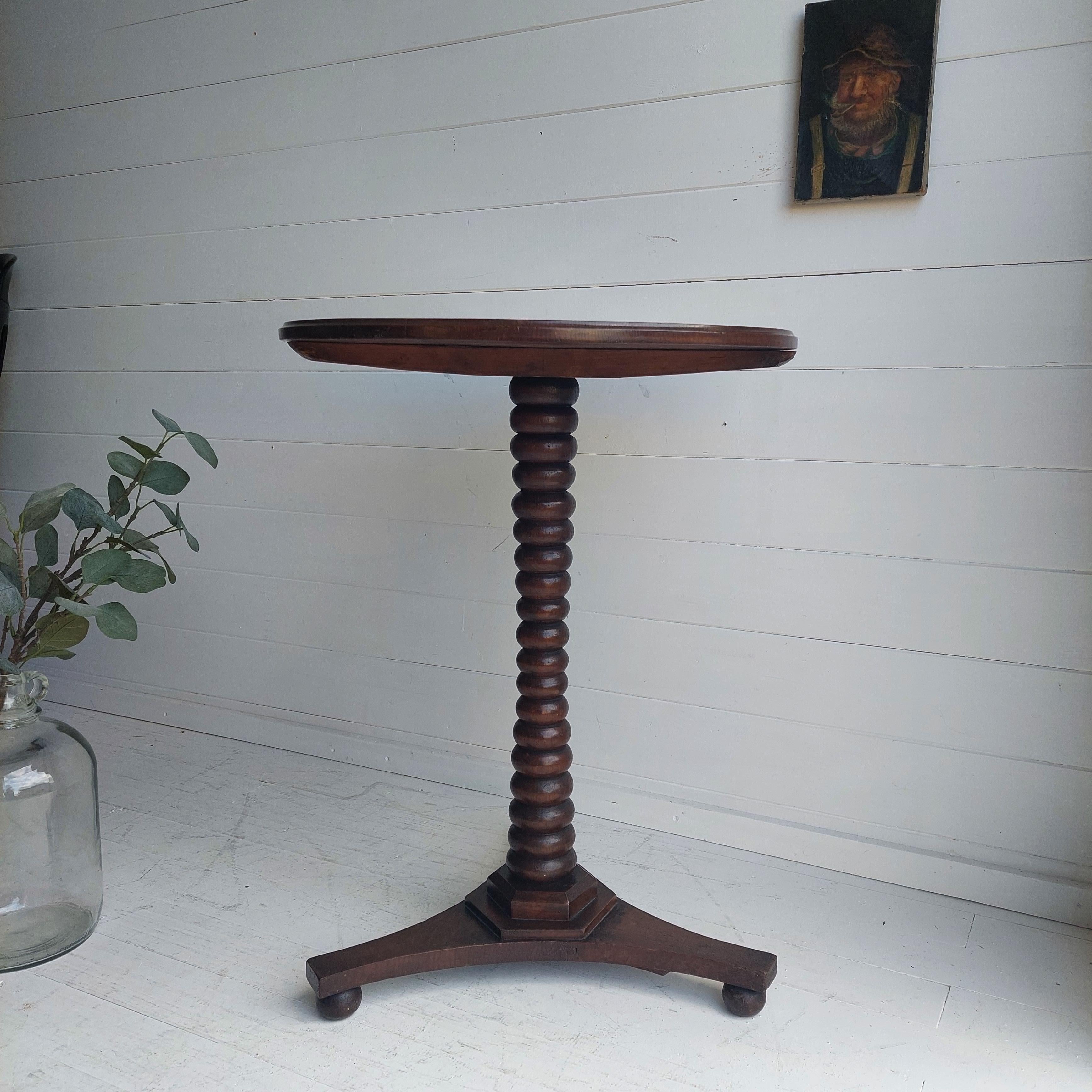 Antique Georgian Tiguer Oak Bobbin Pedestal Tripod Side Wine End Table, 1800s 3