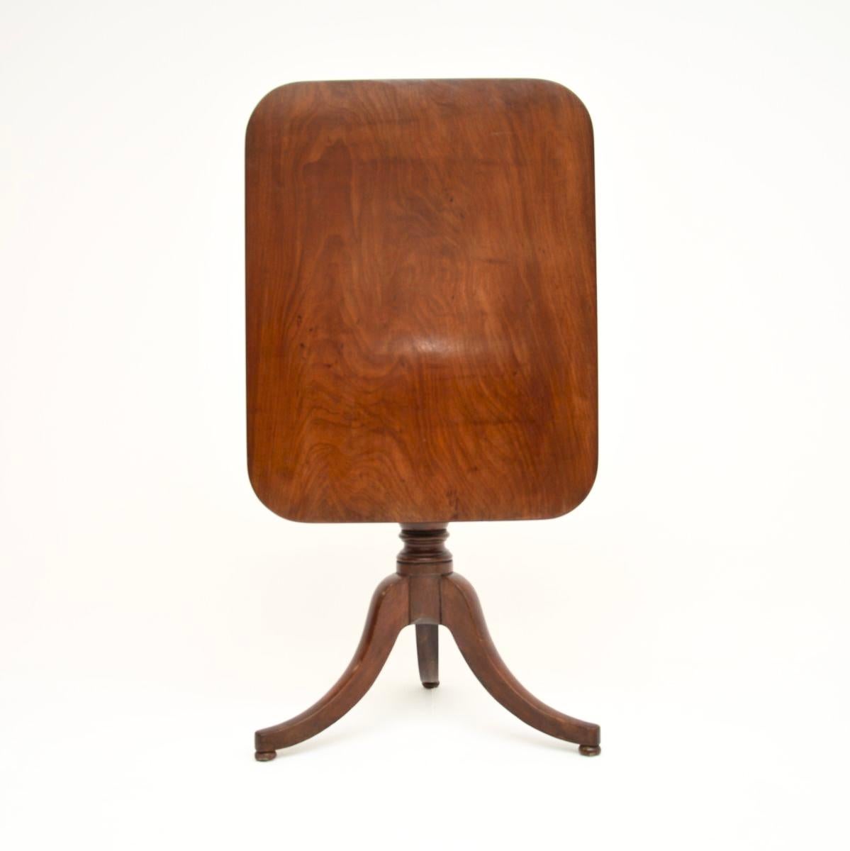 British Antique Georgian Tilt Top Occasional Table