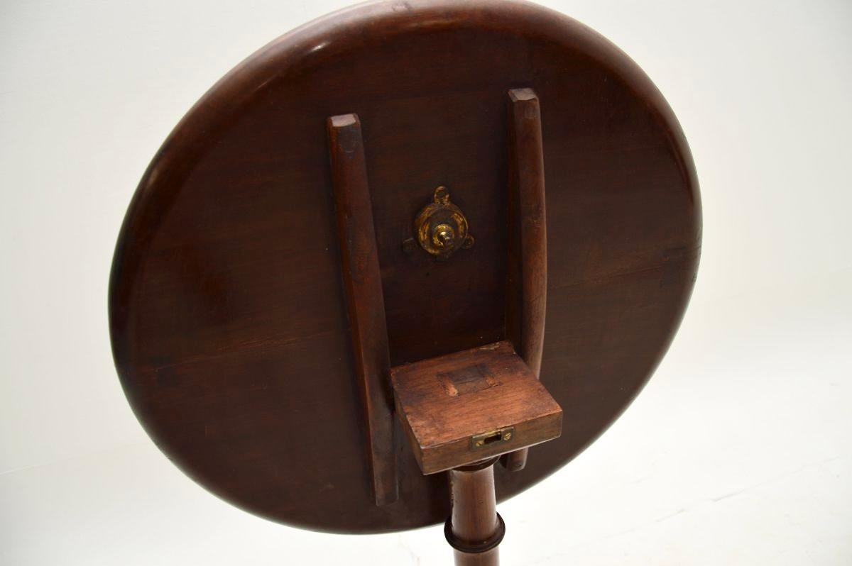 Antique Georgian Tilt Top Occasional Table In Good Condition For Sale In London, GB