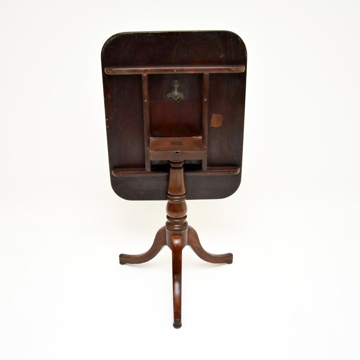 Antique Georgian Tilt Top Occasional Table 1