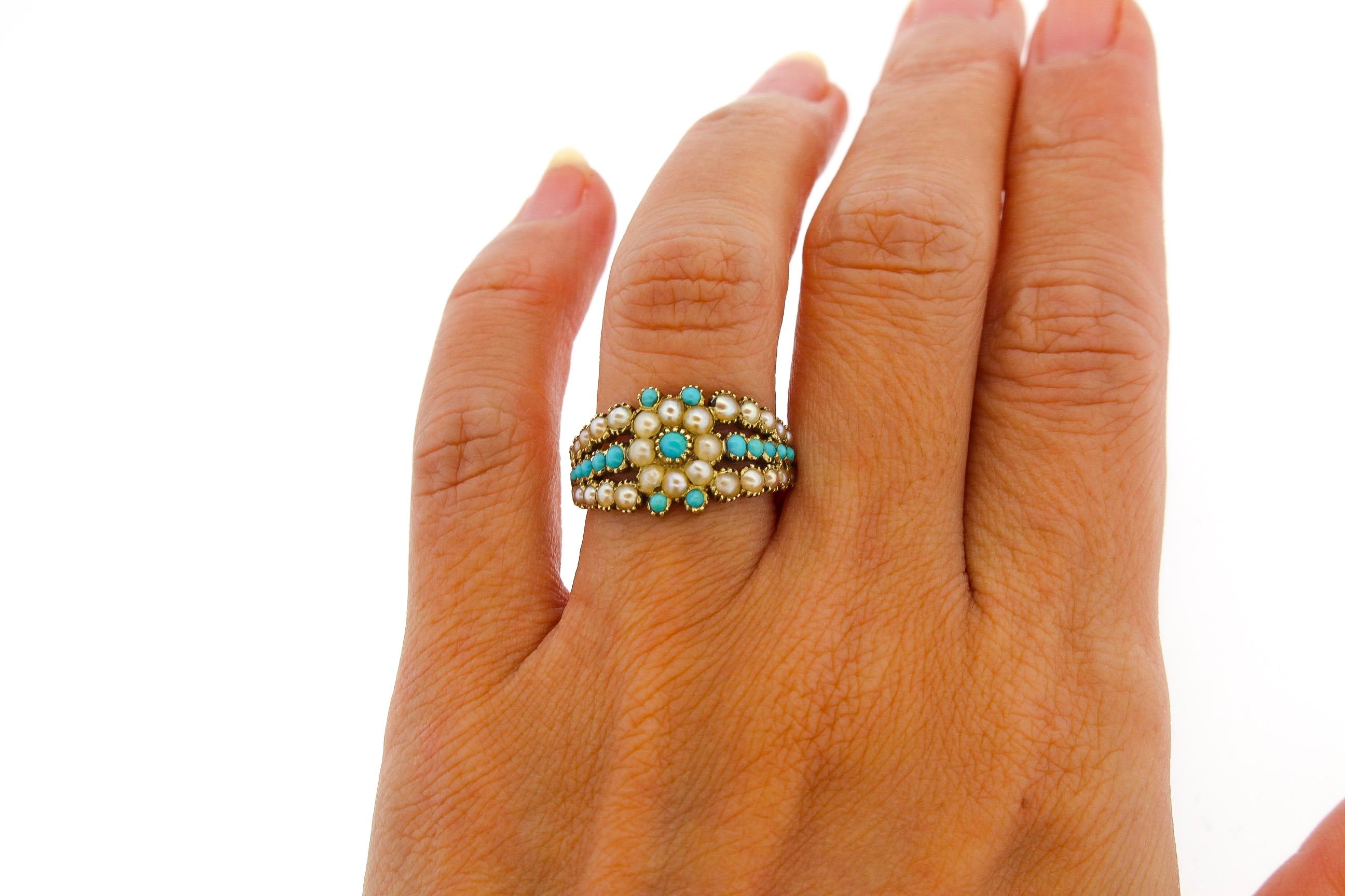 Antique Georgian Turquoise Split Pearl Engraved Gold Ring In Good Condition In New York, NY