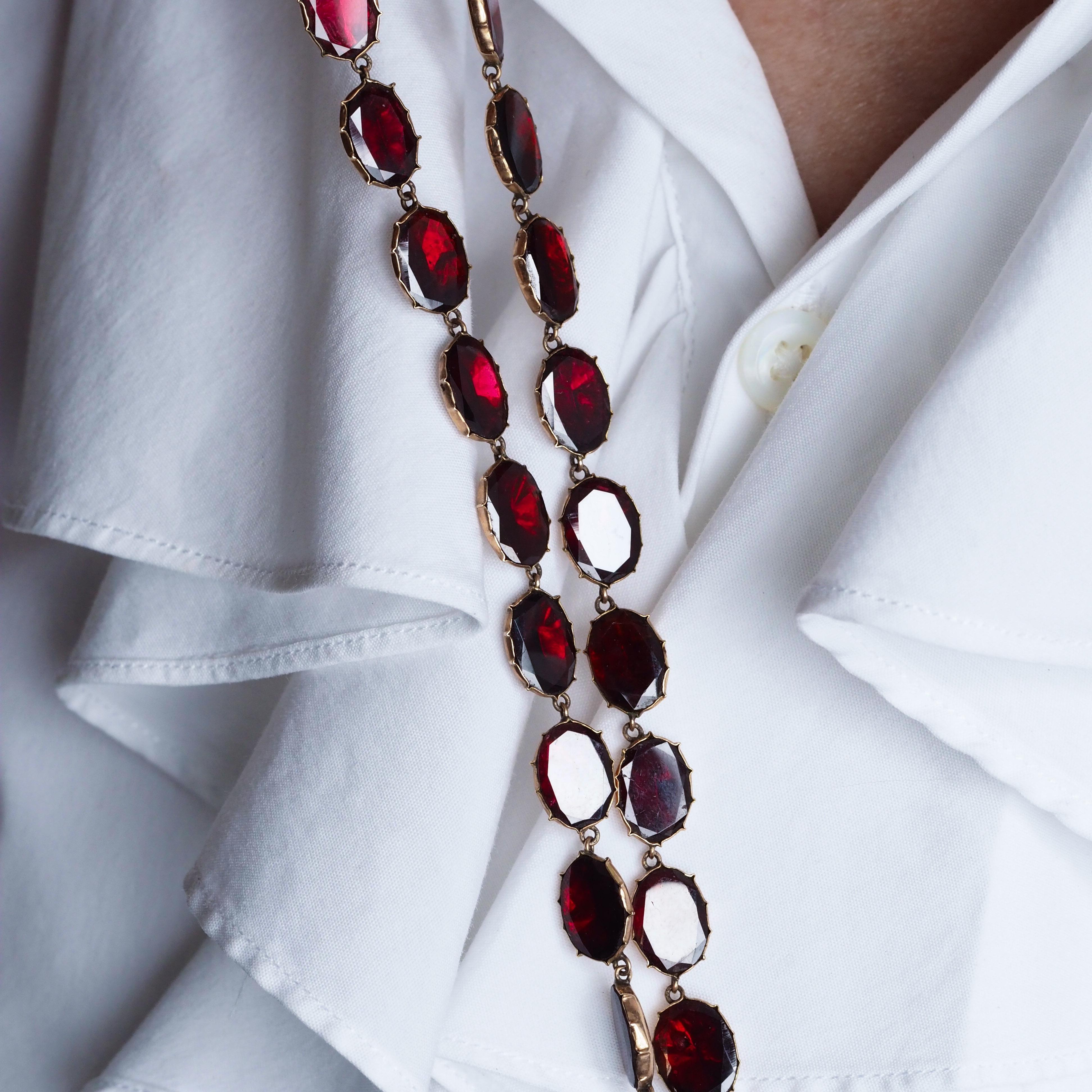 Antique Georgian/Victorian Garnet Riviere Necklace 9K Gold - Early 19th c. en vente 1