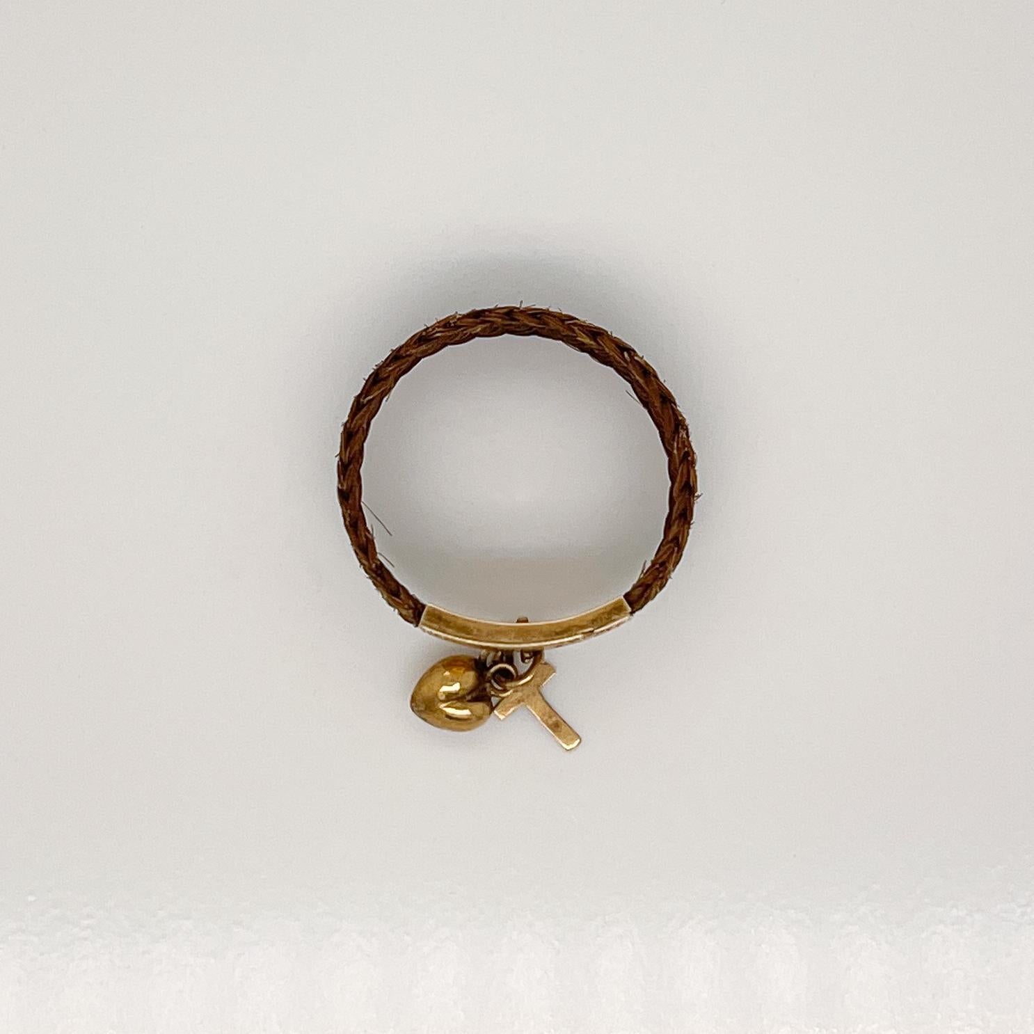 Antiker georgianischer / viktorianischer Trauerring mit goldgefülltem Band und Tropfen im Zustand „Gut“ im Angebot in Philadelphia, PA