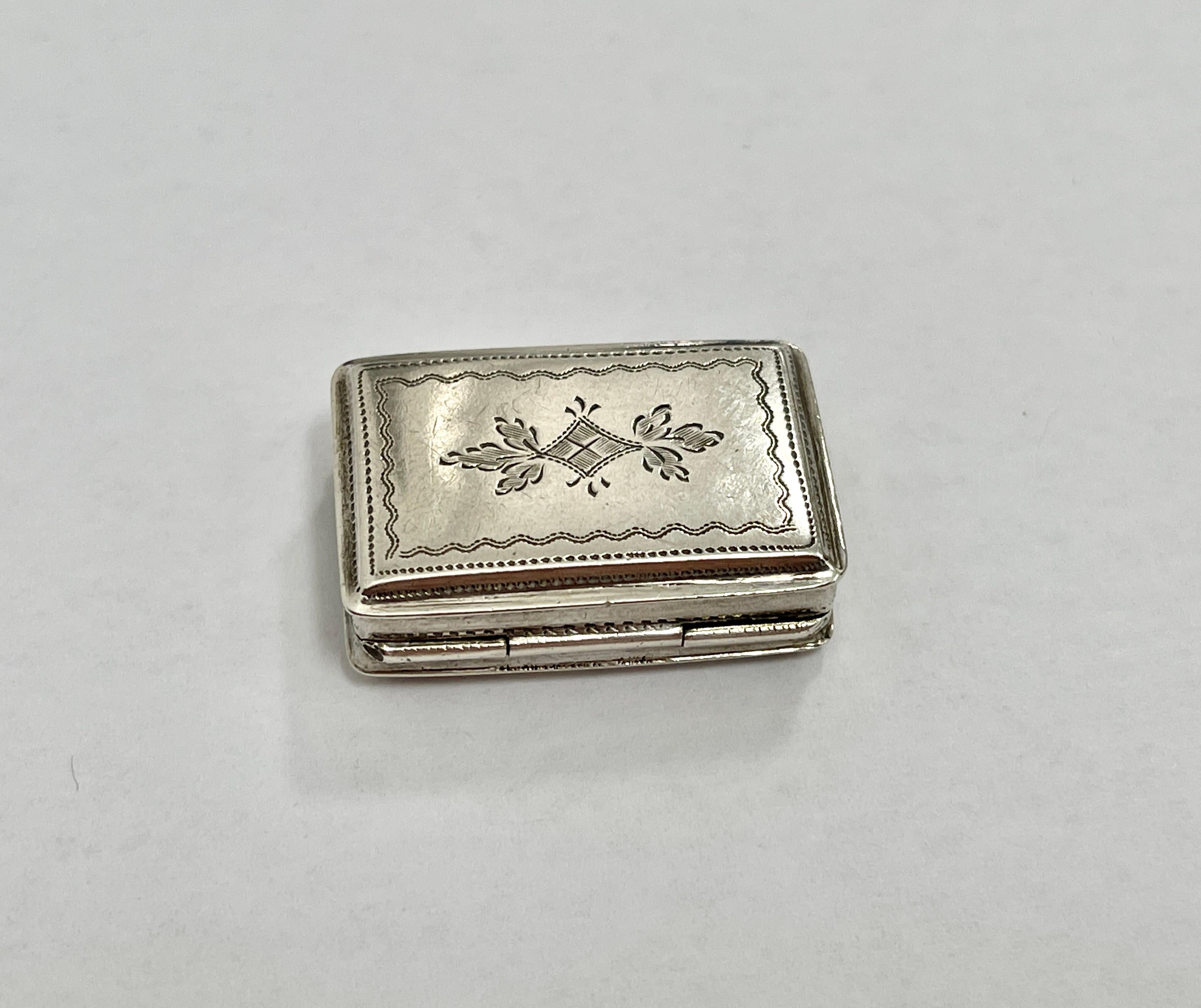 Antique Georgian Vinaigrette Hallmark Birmingham 1834 Sterling Silver John Lilly For Sale 4