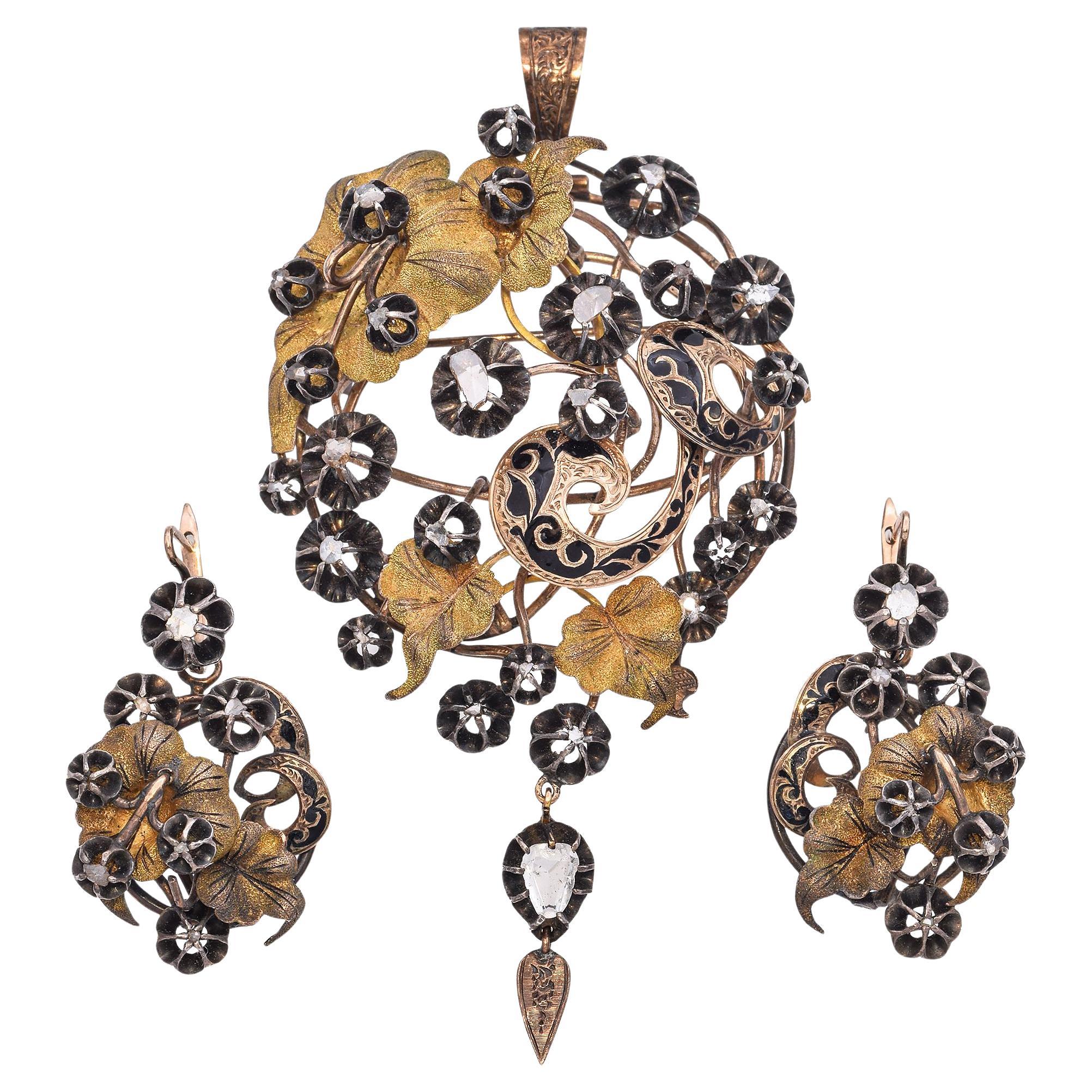 Boucles d'oreilles et pendentifs en diamant taillé en rose à motif de vigne de l'Antiquité géorgienne en vente