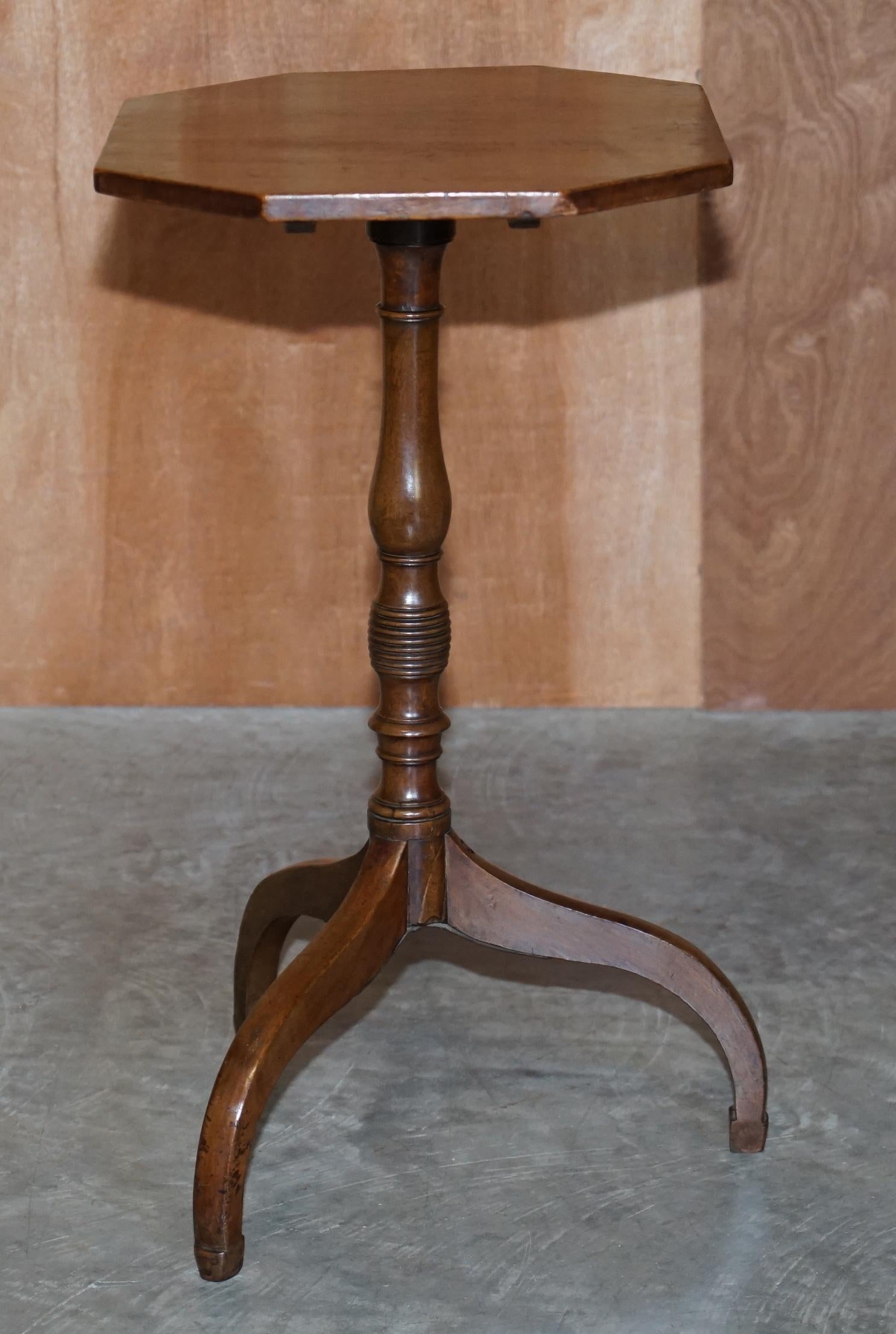 Antique Georgian Walnut Tripod Side End Lamp or Wine Table Original Patina For Sale 8