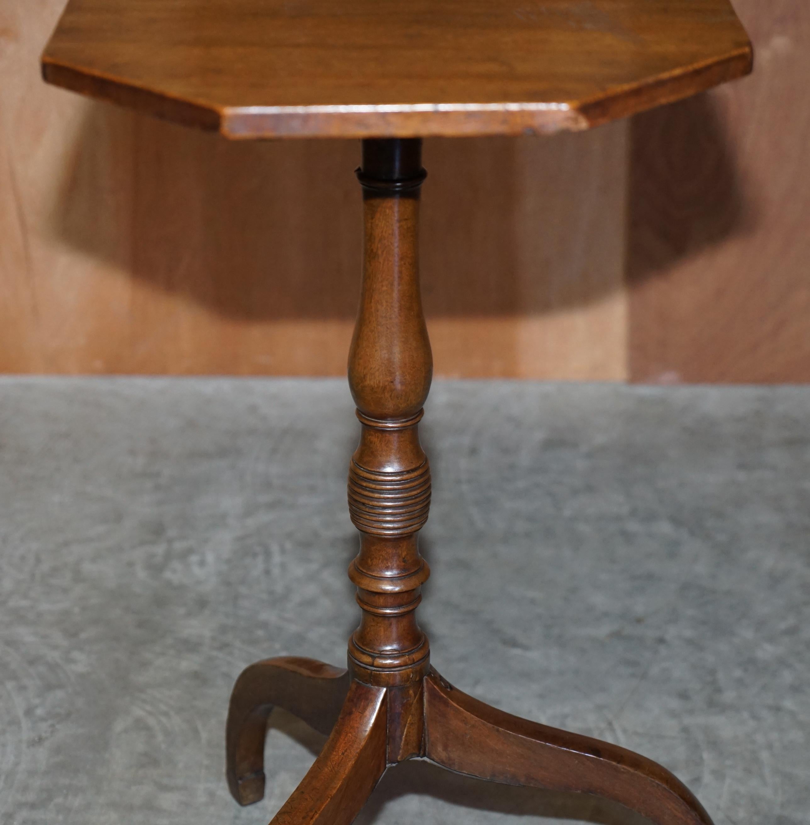 Antique Georgian Walnut Tripod Side End Lamp or Wine Table Original Patina For Sale 9