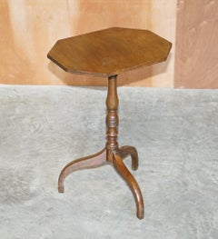 Antique Georgian Walnut Tripod Side End Lamp or Wine Table Original Patina