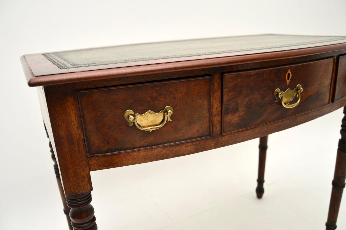 Ancienne table à écrire / bureau géorgien en vente 4