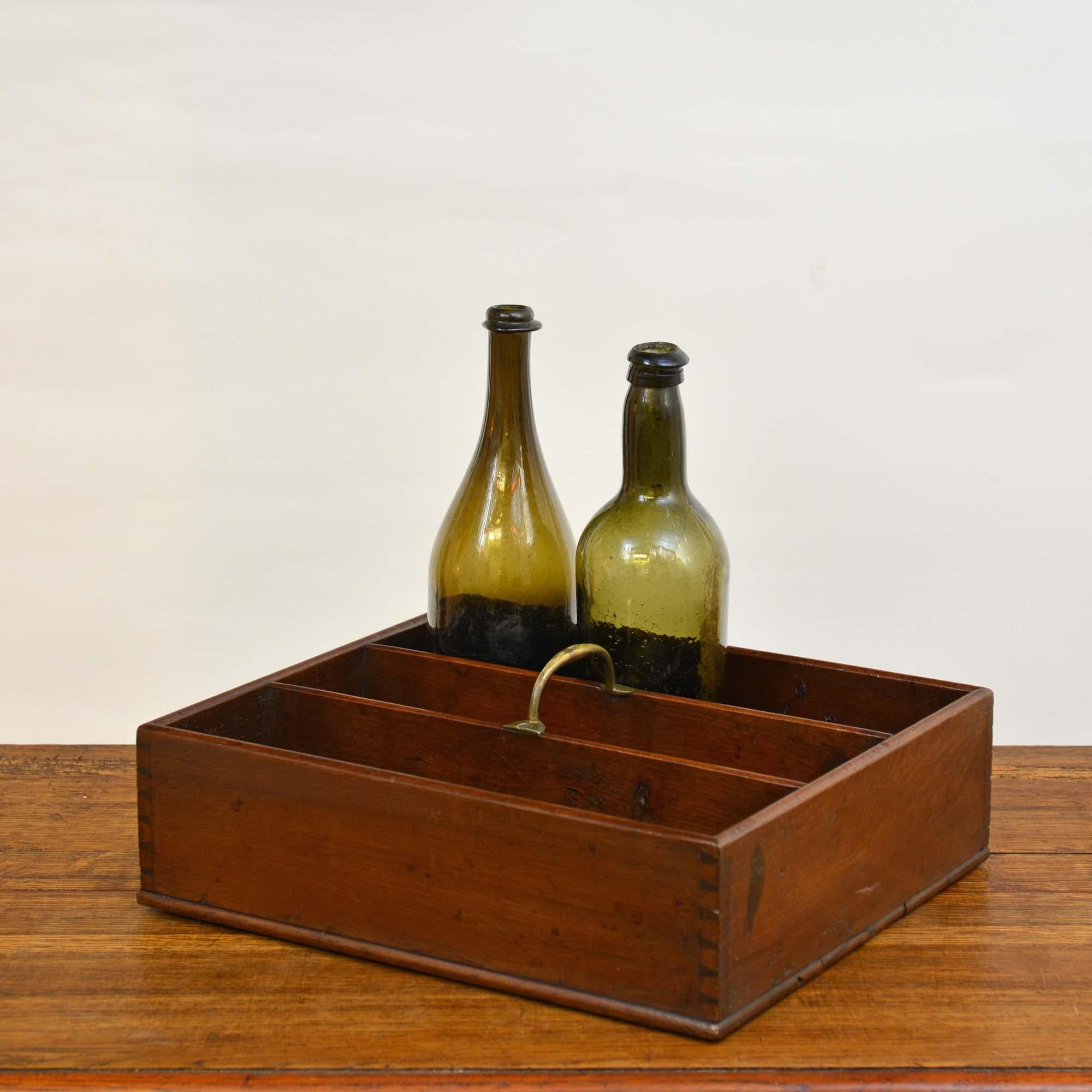 XIXe siècle Range-couverts ancien en bois d'if géorgien en vente