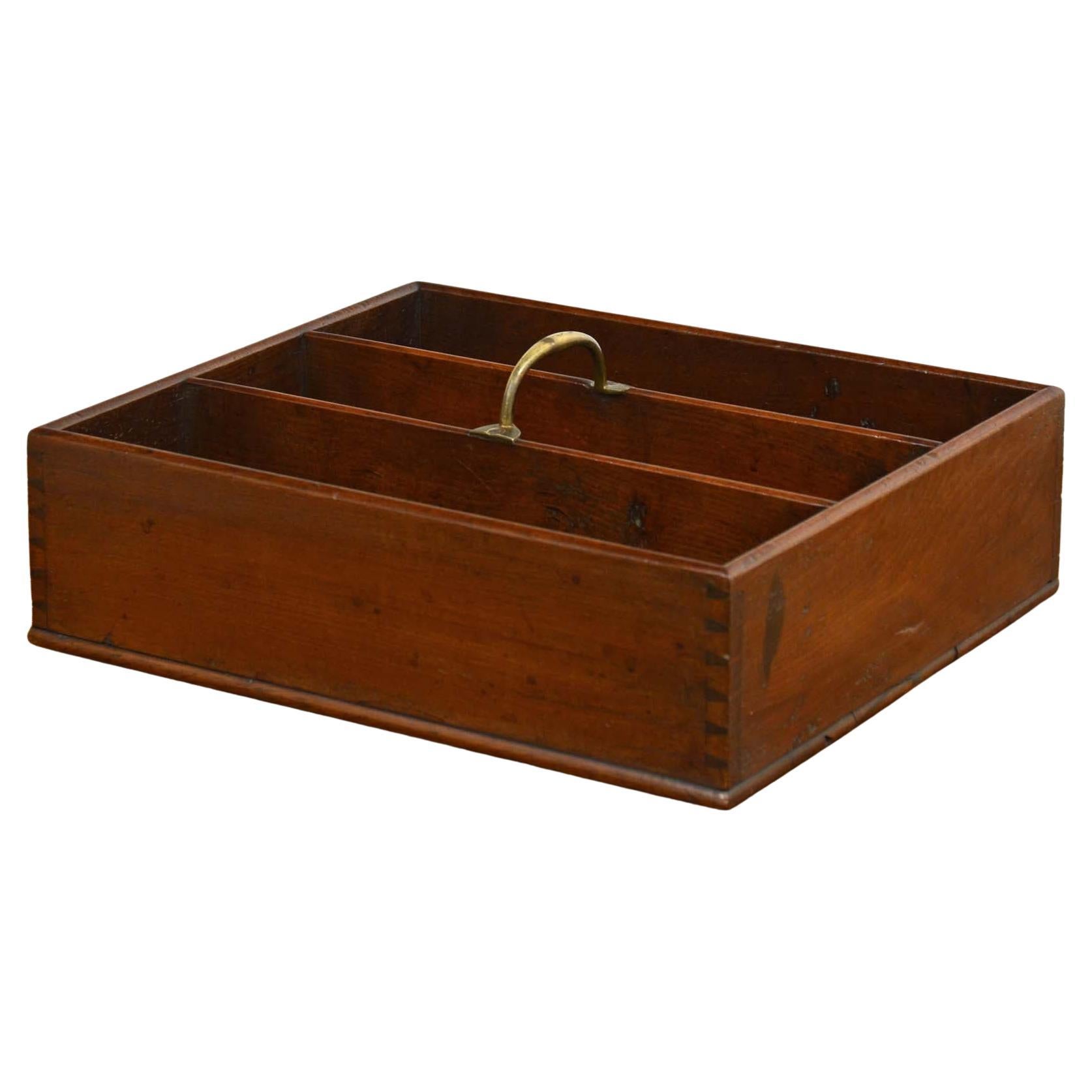 Range-couverts ancien en bois d'if géorgien en vente