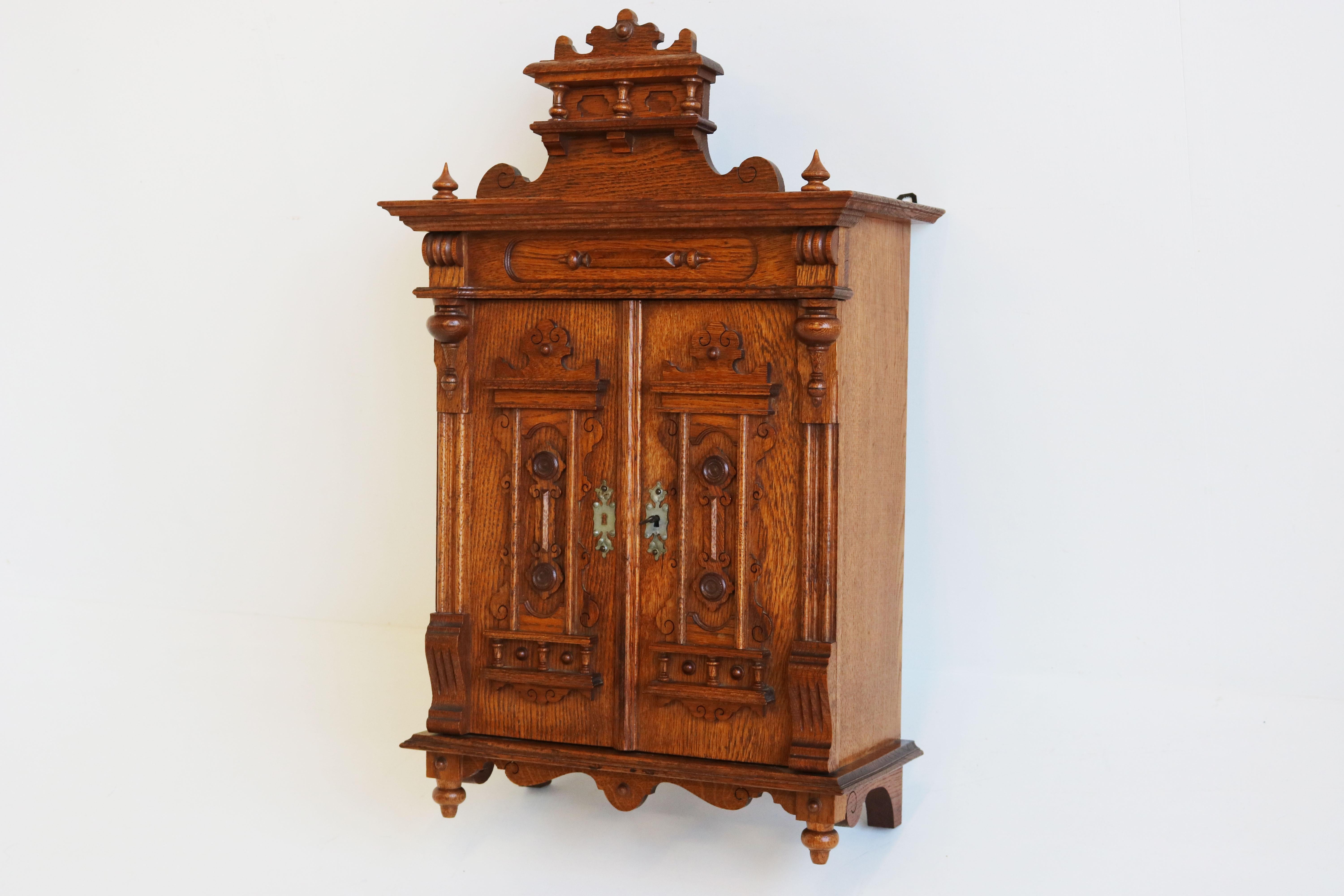 Neoclassical Revival Antique German 19th Century Gründerzeit Wall Cabinet Carved Oak Neo Classical For Sale