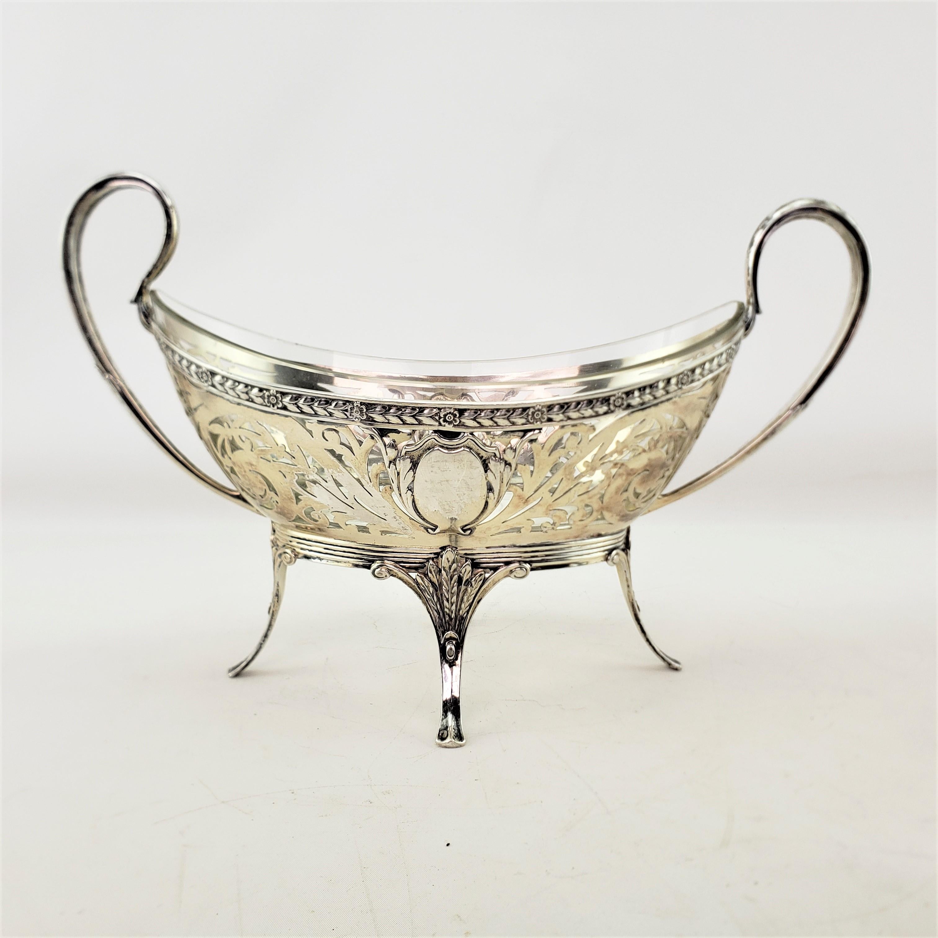 Antique German .800 Silver & Crystal Lined & Footed Basket or Centerpiece In Good Condition For Sale In Hamilton, Ontario