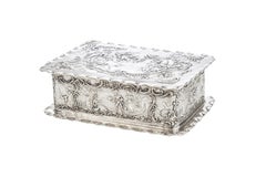Antique boîte allemande en argent 800
