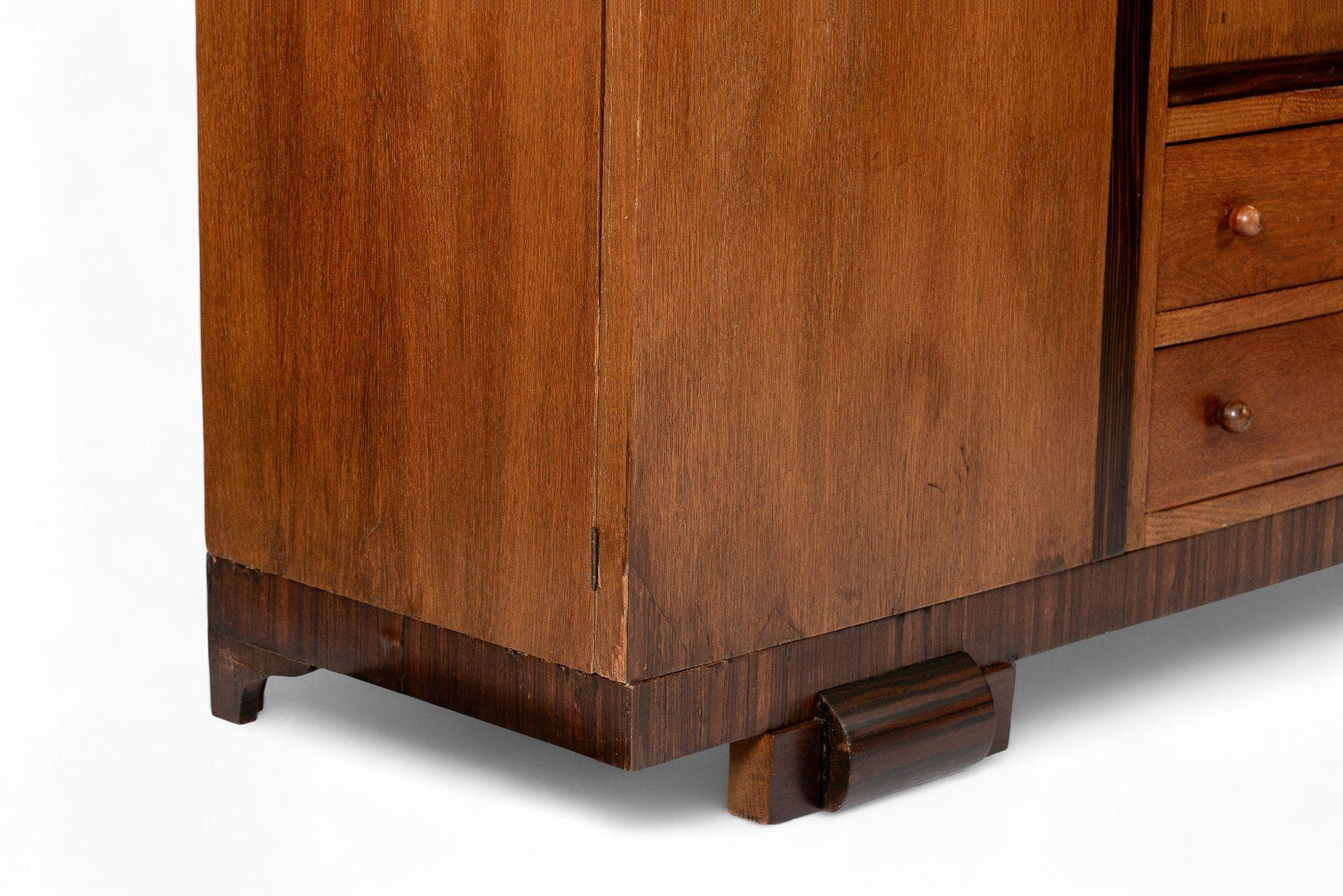 Armoire ancienne Art déco allemande des années 1930 en vente 1