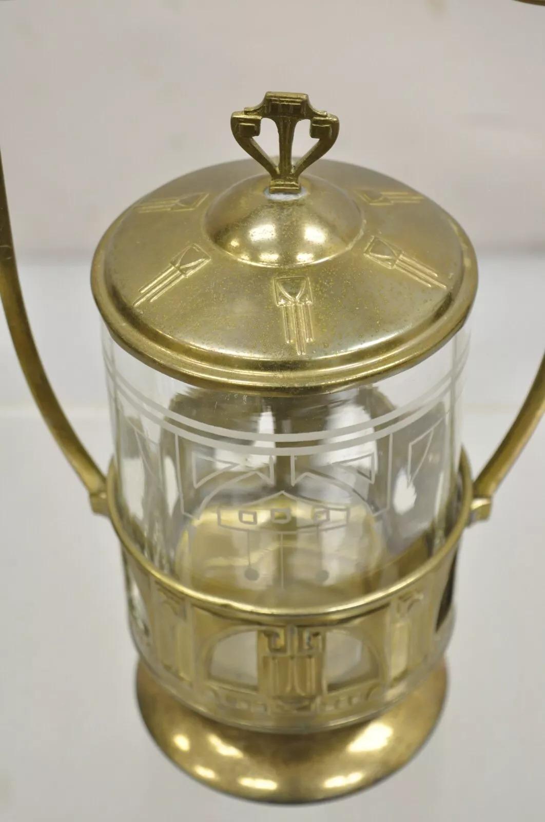 Inconnu Ancienne roulette à picots en métal, en laiton et verre gravé, de style Art Nouveau allemand en vente