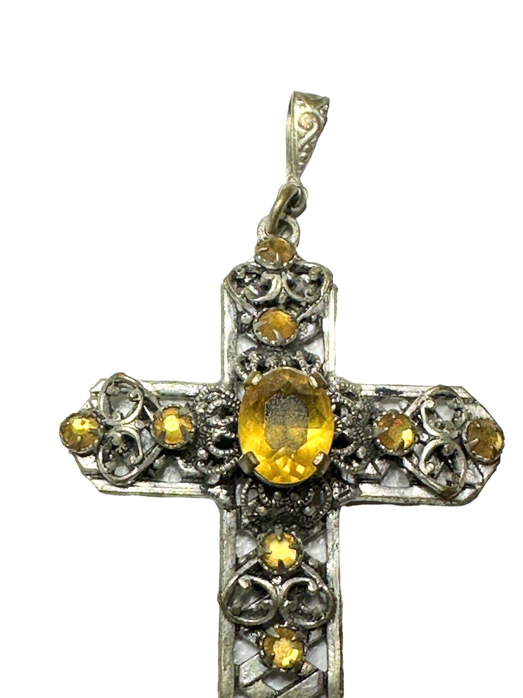 Antique German Art Nouveau Jewelry Cross Crucifix Citrine Stone Pendant, 1900s In Good Condition In Nuernberg, DE