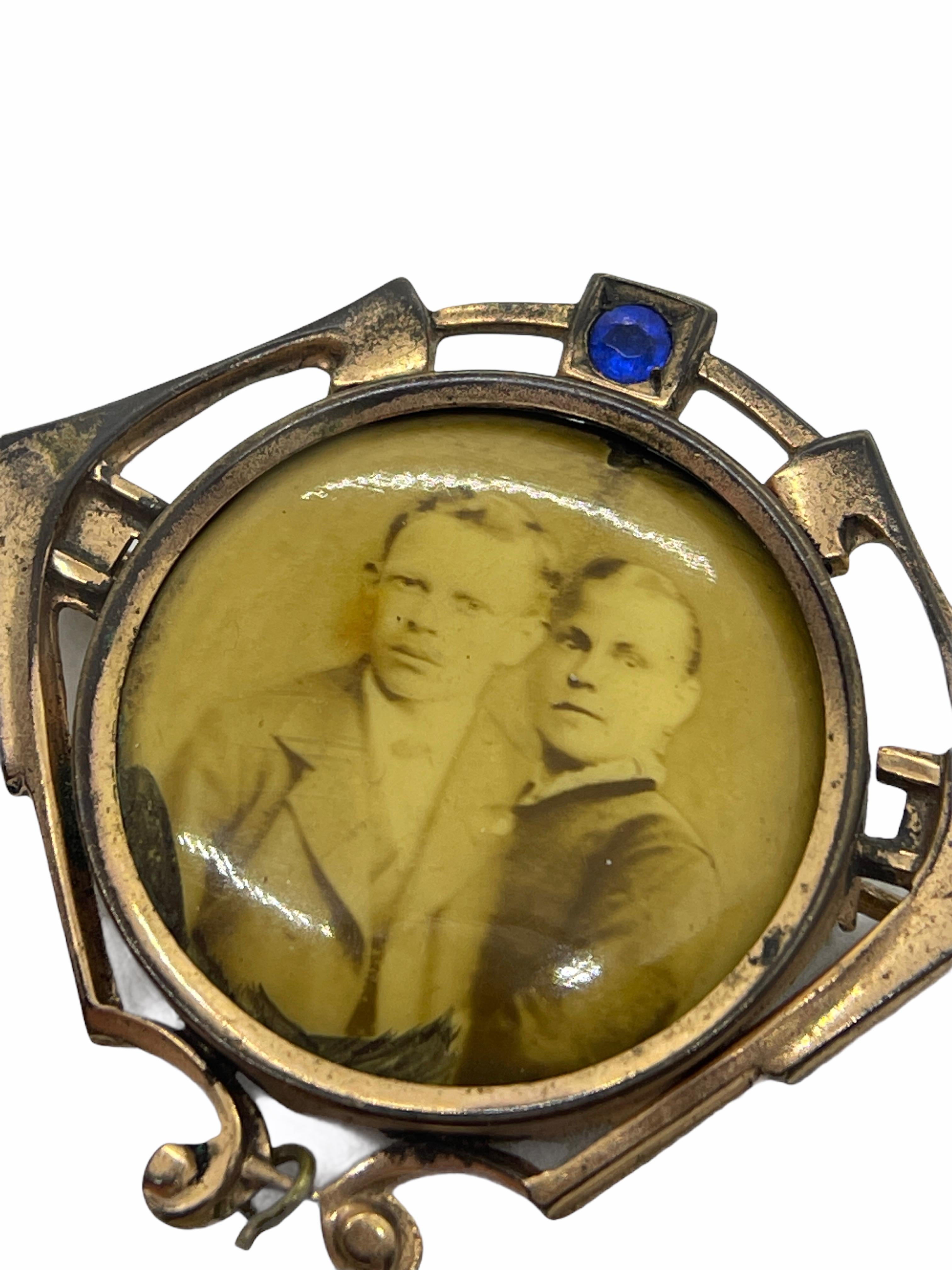 Broche mémoire ancienne en ormolu et pierre avec bijoux de style Art nouveau allemand, années 1900 Bon état - En vente à Nuernberg, DE