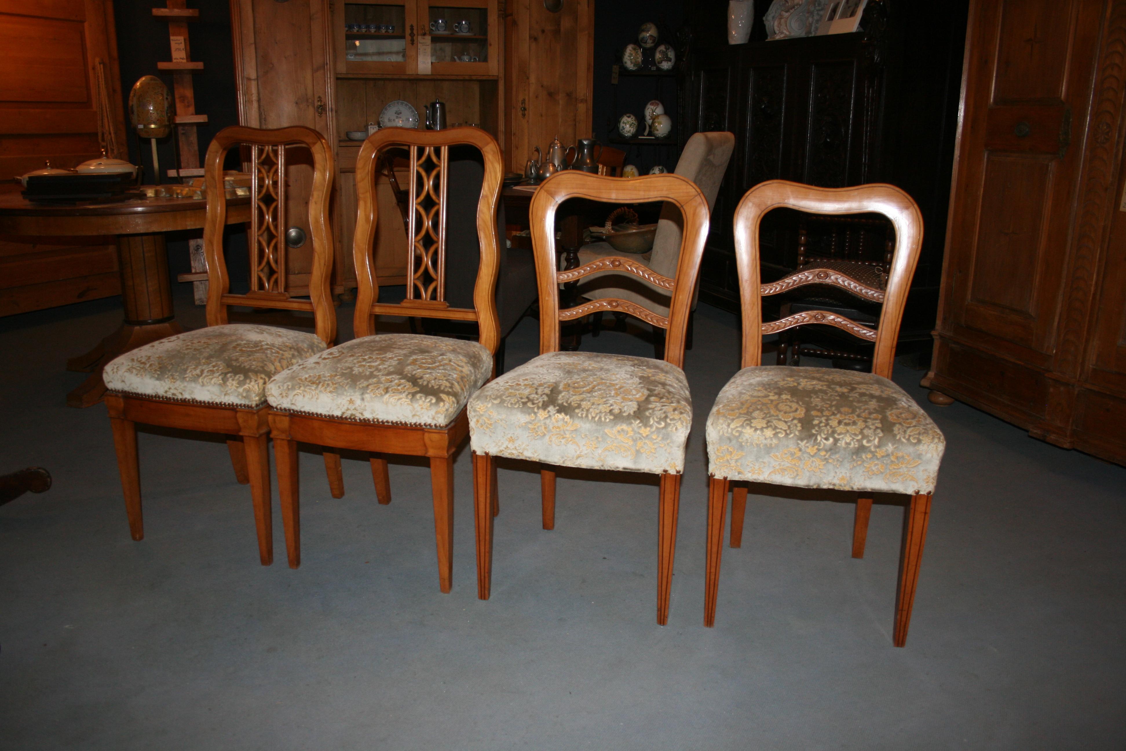 Antique German Biedermeier Chairs, Set of 4, Fruitwood, circa 1840 For Sale 1