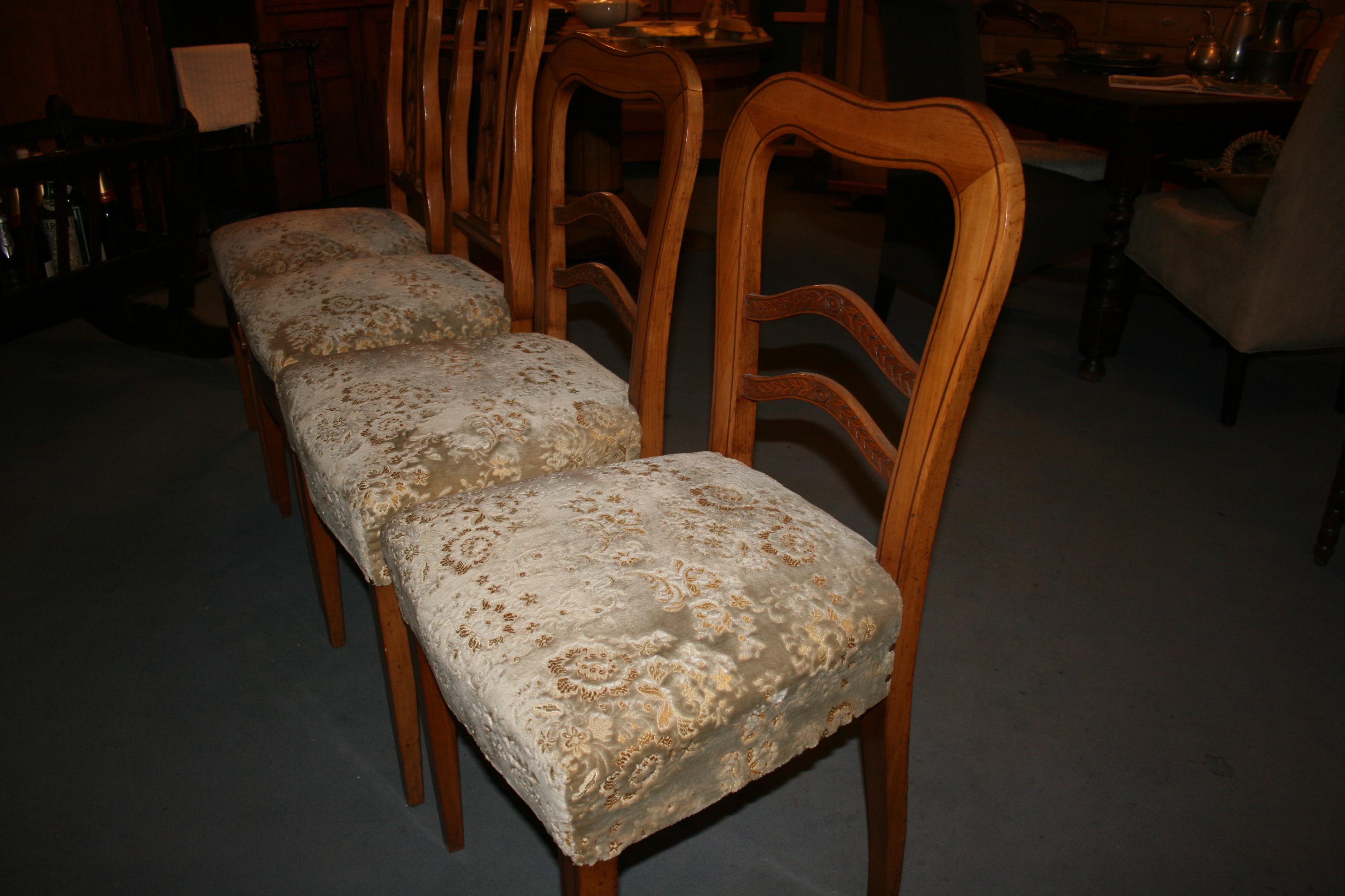 Antique German Biedermeier Chairs, Set of 4, Fruitwood, circa 1840 For Sale 2