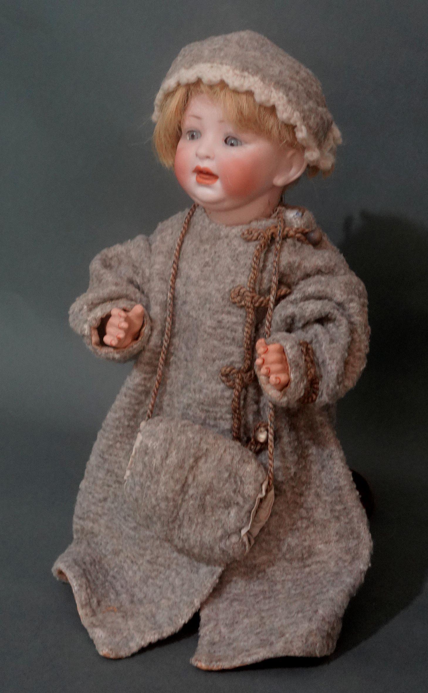 Ancienne poupée allemande Bisque Doll n° 152/4 Happy Character Baby par Hertel Schwab Bon état - En vente à Norton, MA