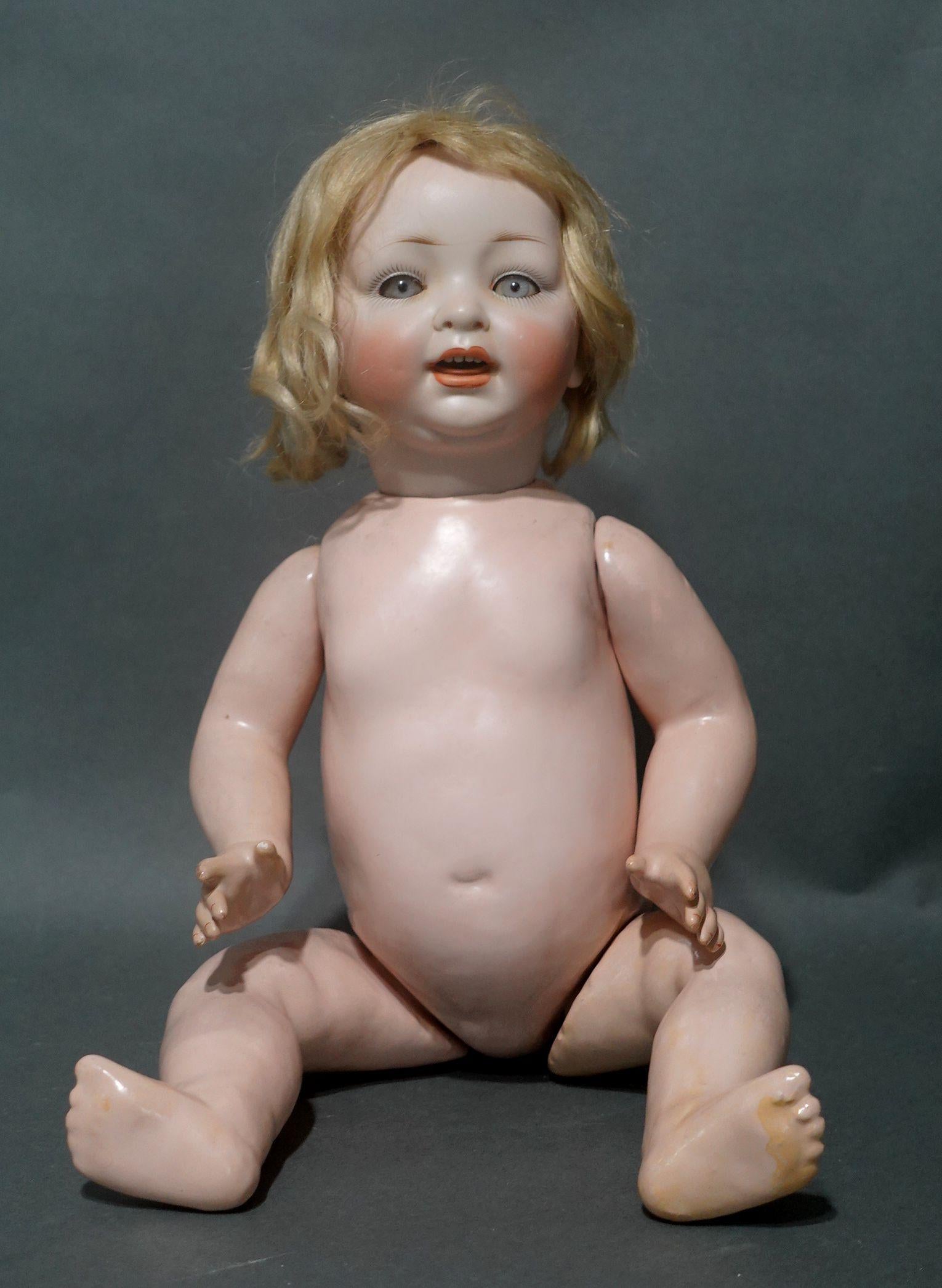 Antike deutsche Biskuit-Puppe #152/6 „Our Baby“ von Hertel Schwab für L.W & CO. im Angebot 1