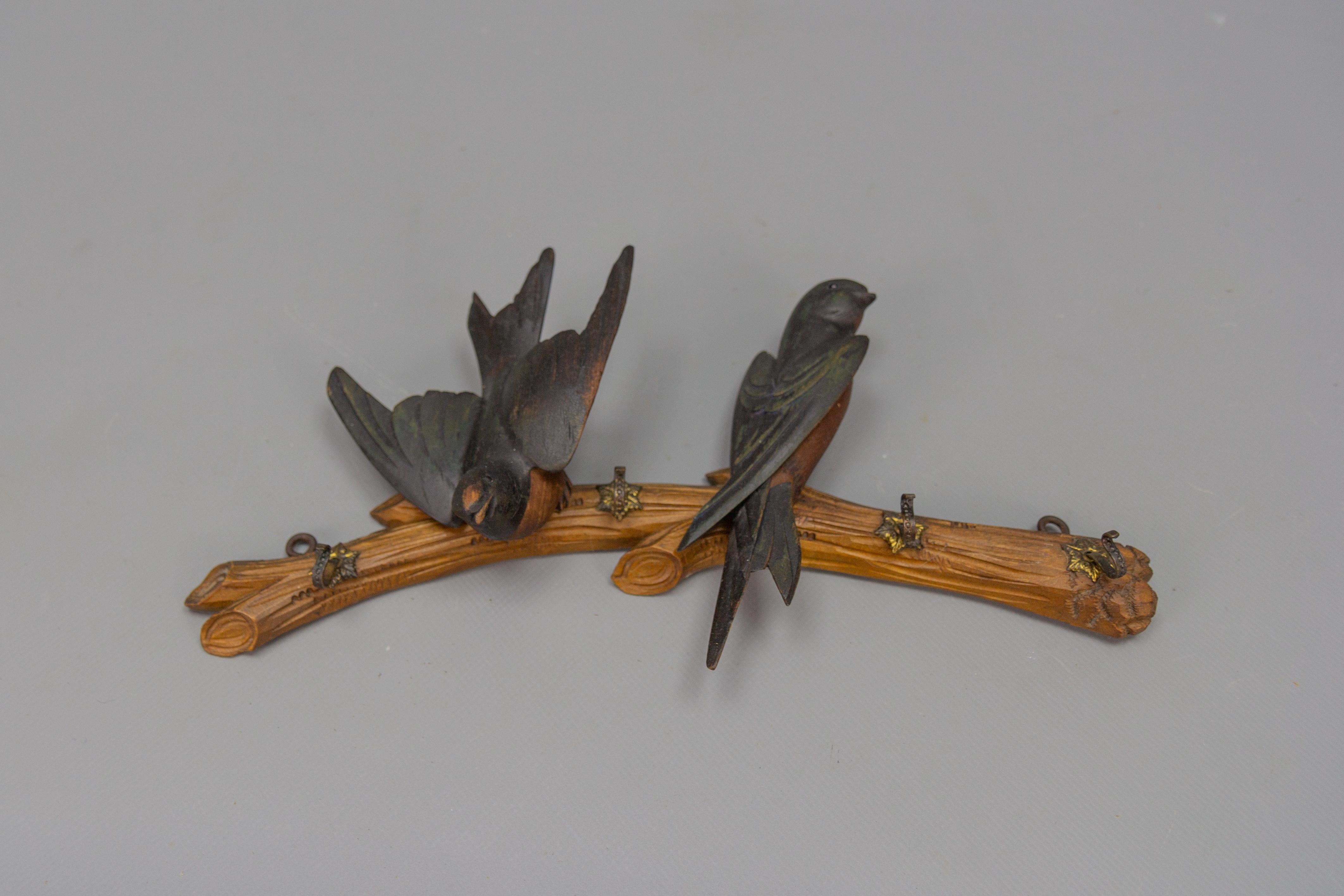 Antique German Black Forest Wood Carving Swallows Key Holder, Early 20th Century 9