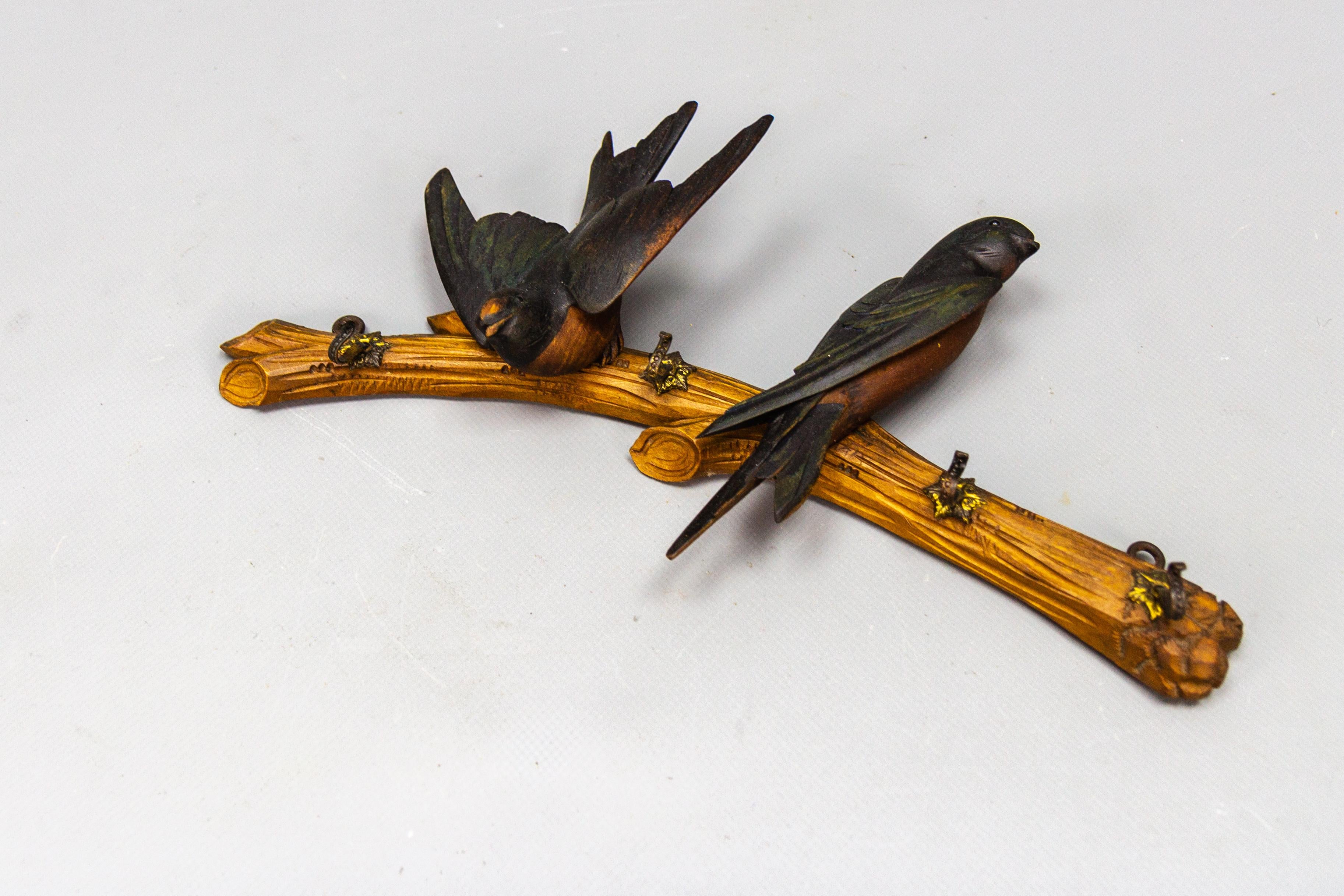 Antique German Black Forest Wood Carving Swallows Key Holder, Early 20th Century 5