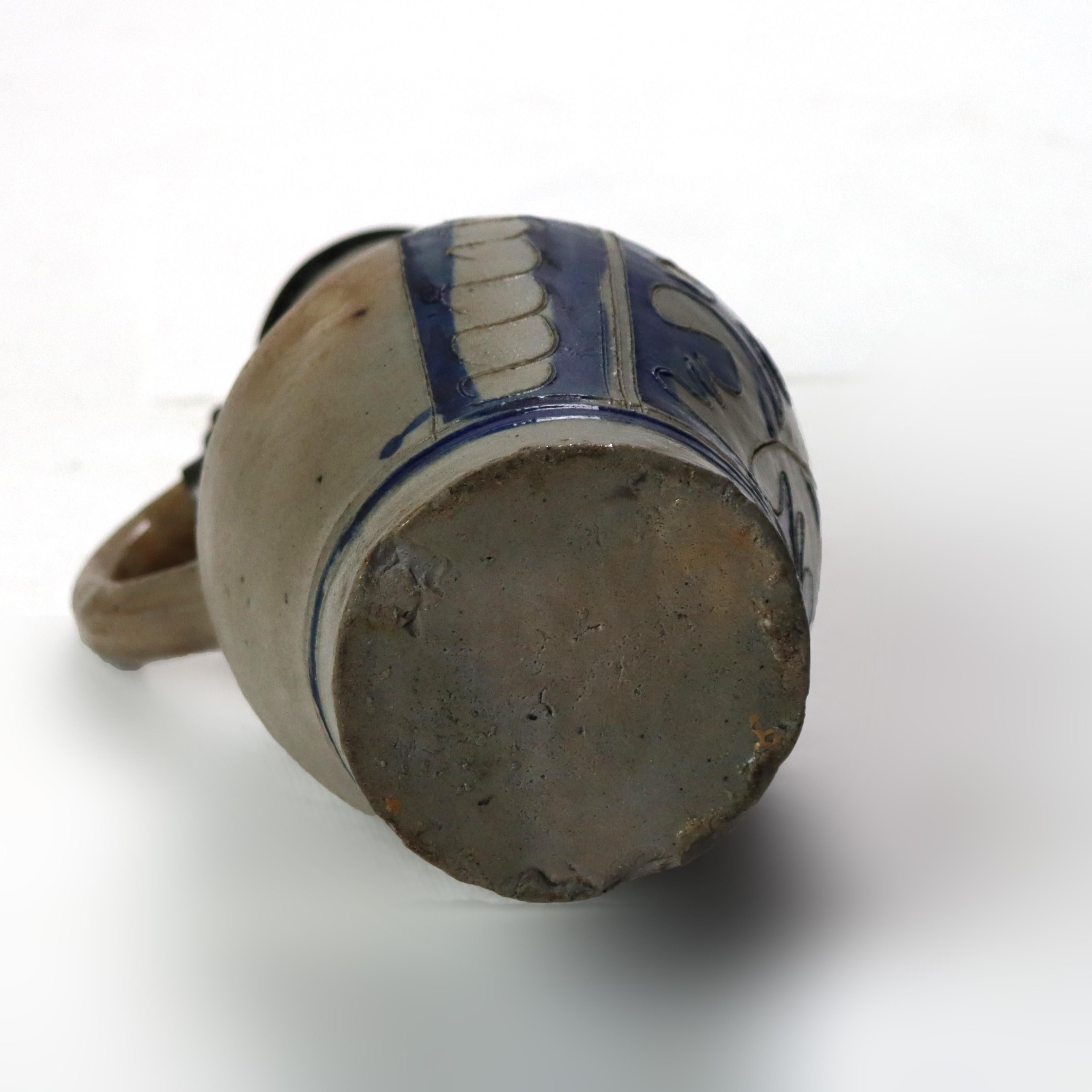 Antico boccale tedesco in gres blu inciso C1880 in vendita 2
