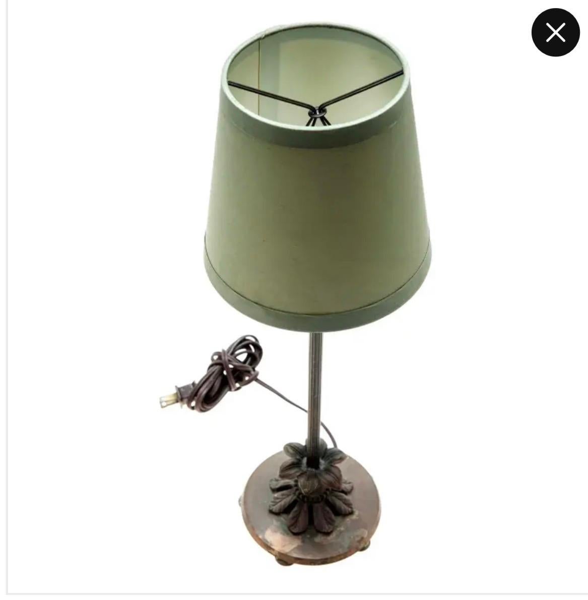 Antiguo candelabro alemán de latón Candelabro de mesa Europeo en venta