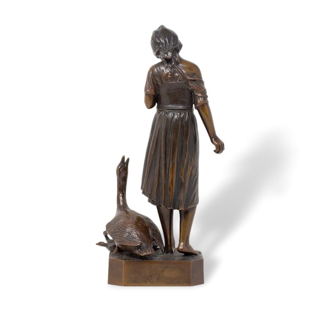 Early 20th Century Antique German Bronze Figure by Hermann Gladenbeck For Sale