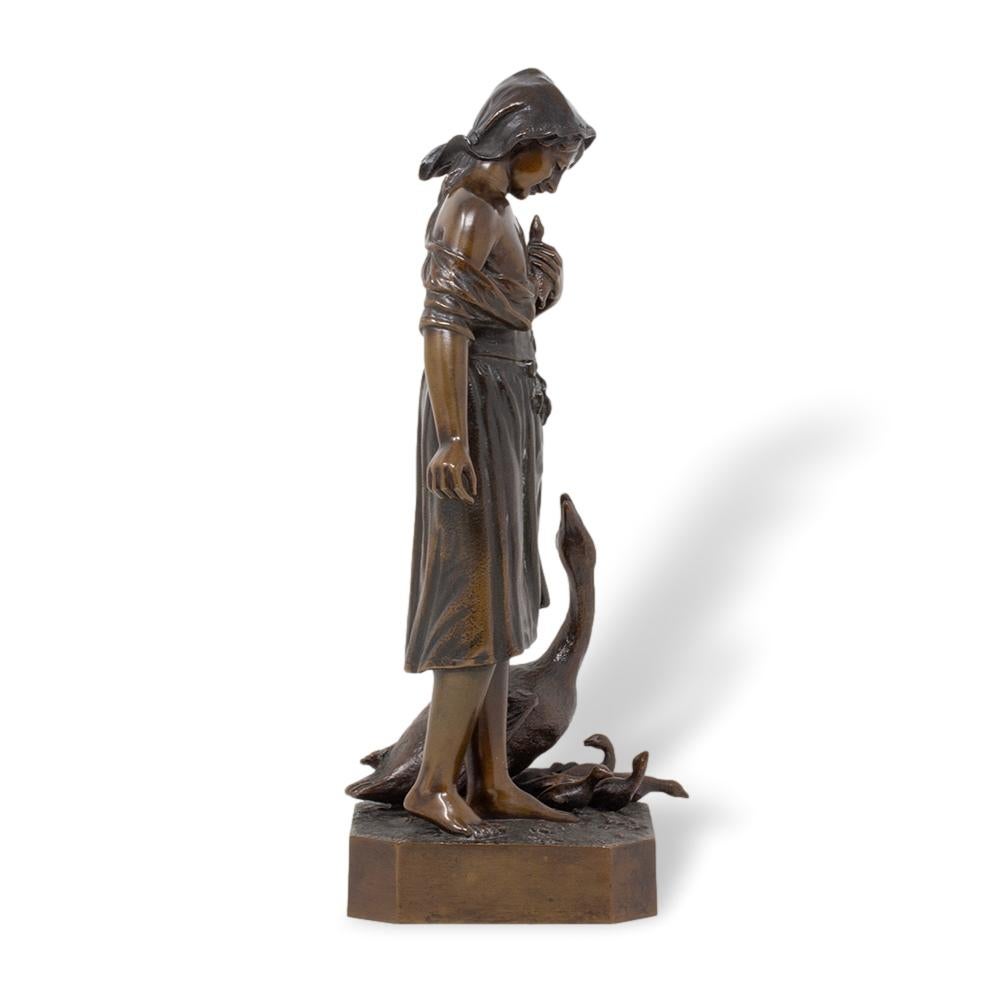 Antique German Bronze Figure by Hermann Gladenbeck For Sale 2