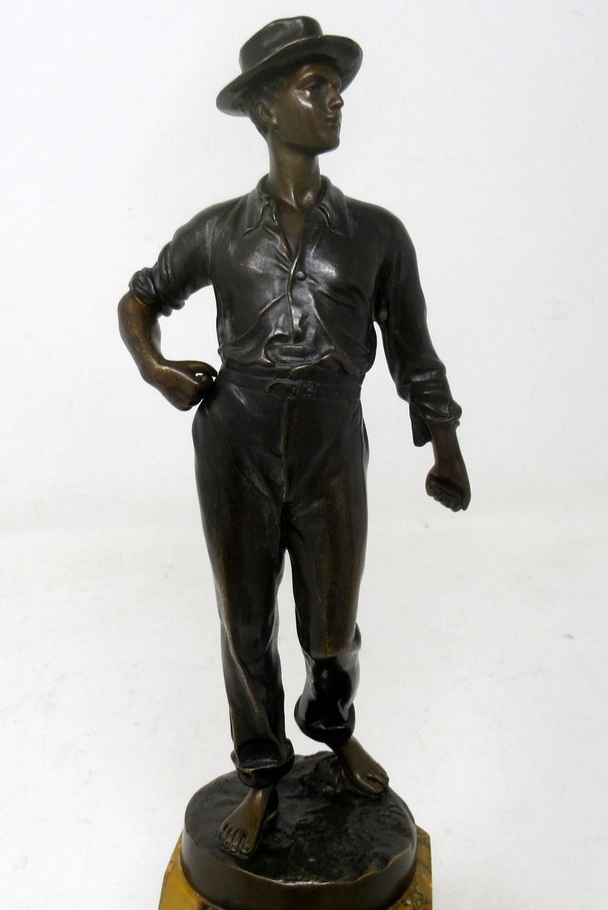 Figure de garçon masculin en bronze allemand ancien en marbre de Sienne de Constantin Holand Art Déco en vente 1