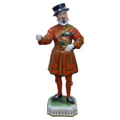 Antique German Carl Thieme Dresden Yeoman of the Guard Beefeater Figurine 11"