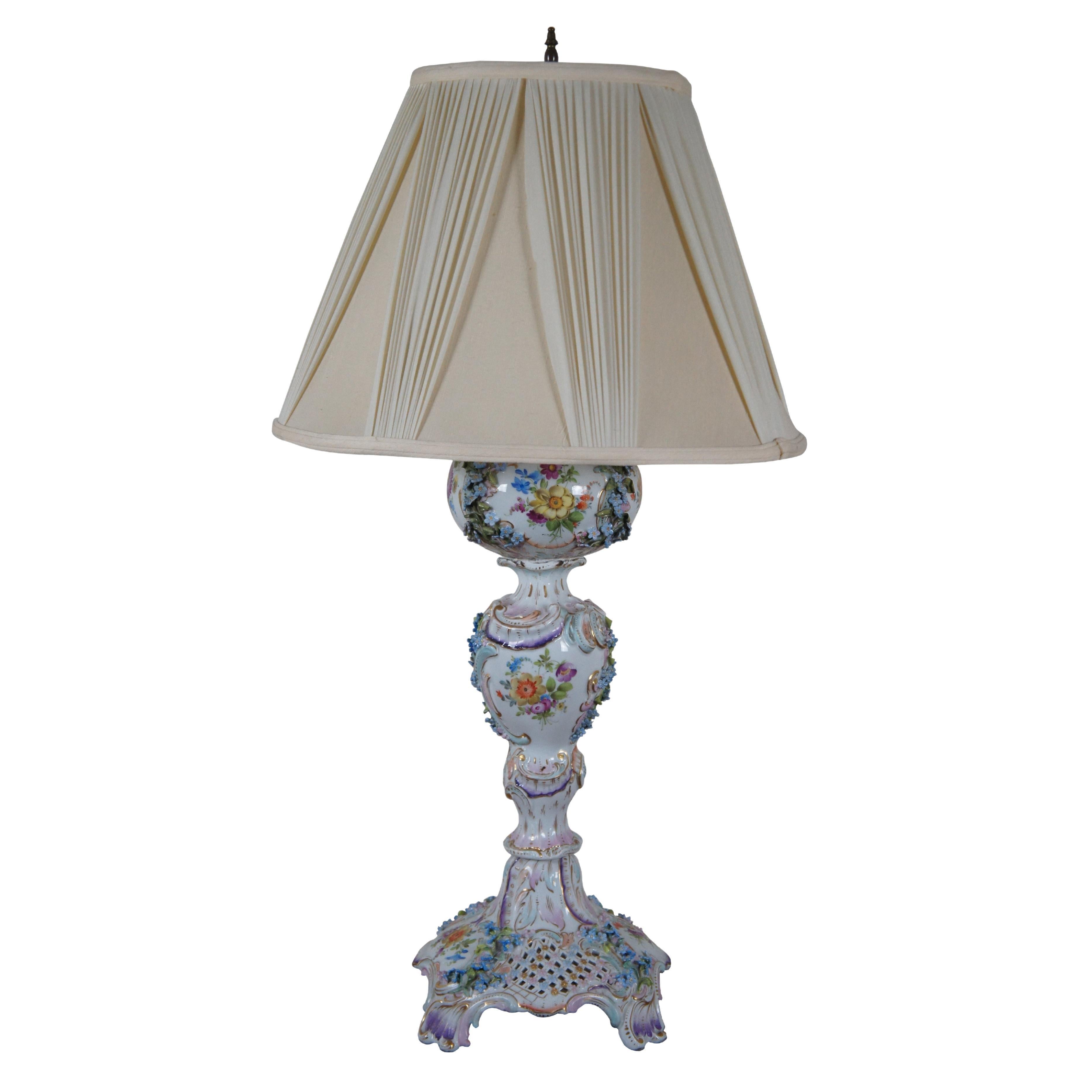 Antiquité allemande Carl Thieme Meissen Dresden Porcelain Banquet Lamp 35" (lampe de banquet) en vente