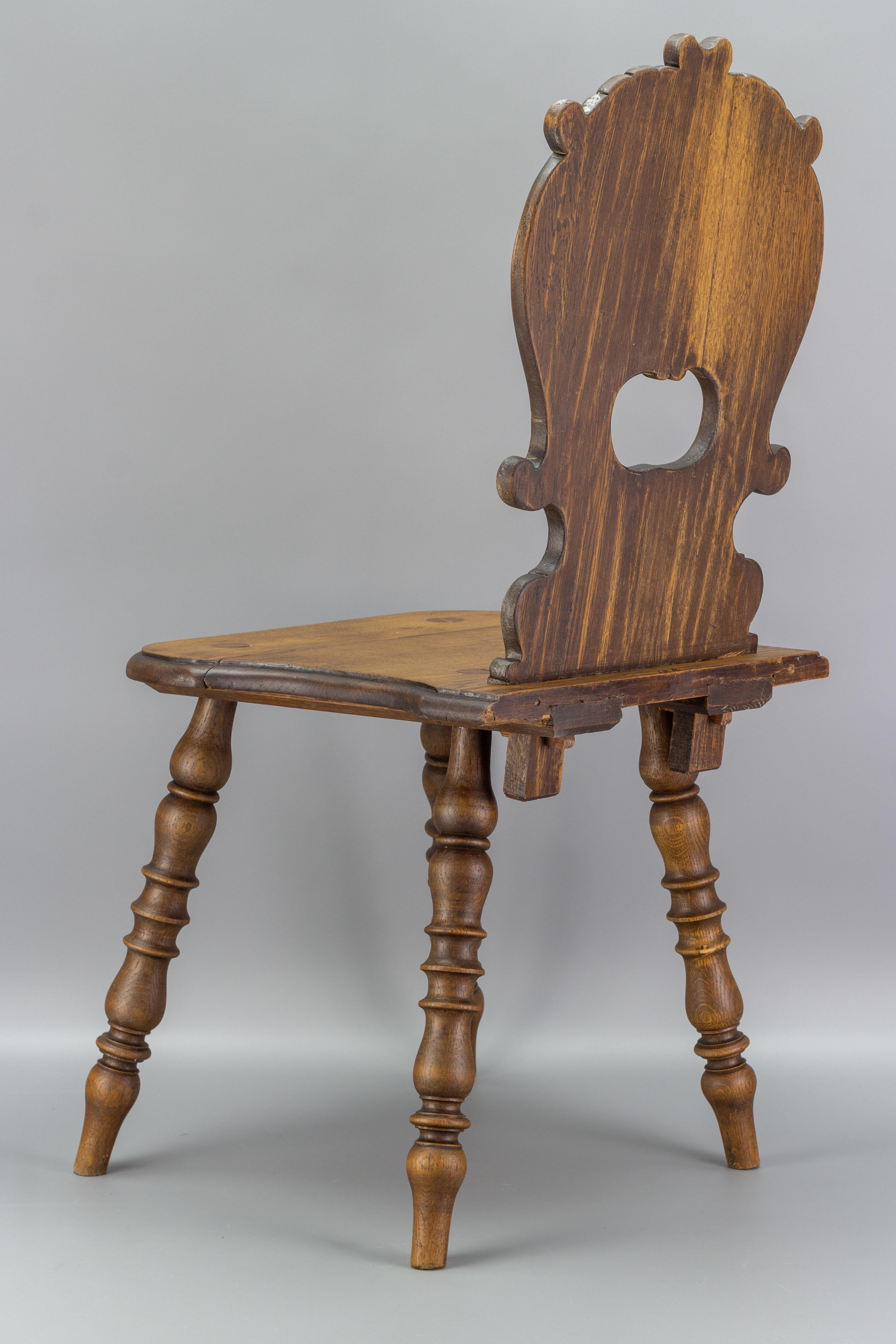 Antique German Carved Oakwood Peasant or Hall Chair, Late 19th Century In Good Condition In Barntrup, DE