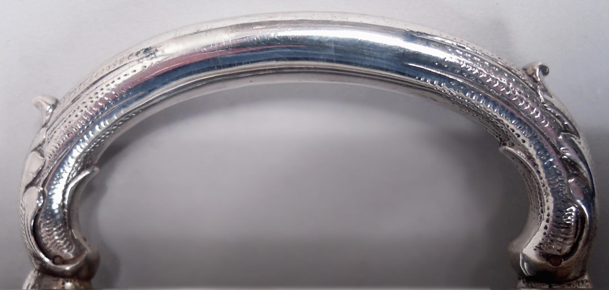 Appliqué Ancien plateau à thé en argent classique allemand en vente