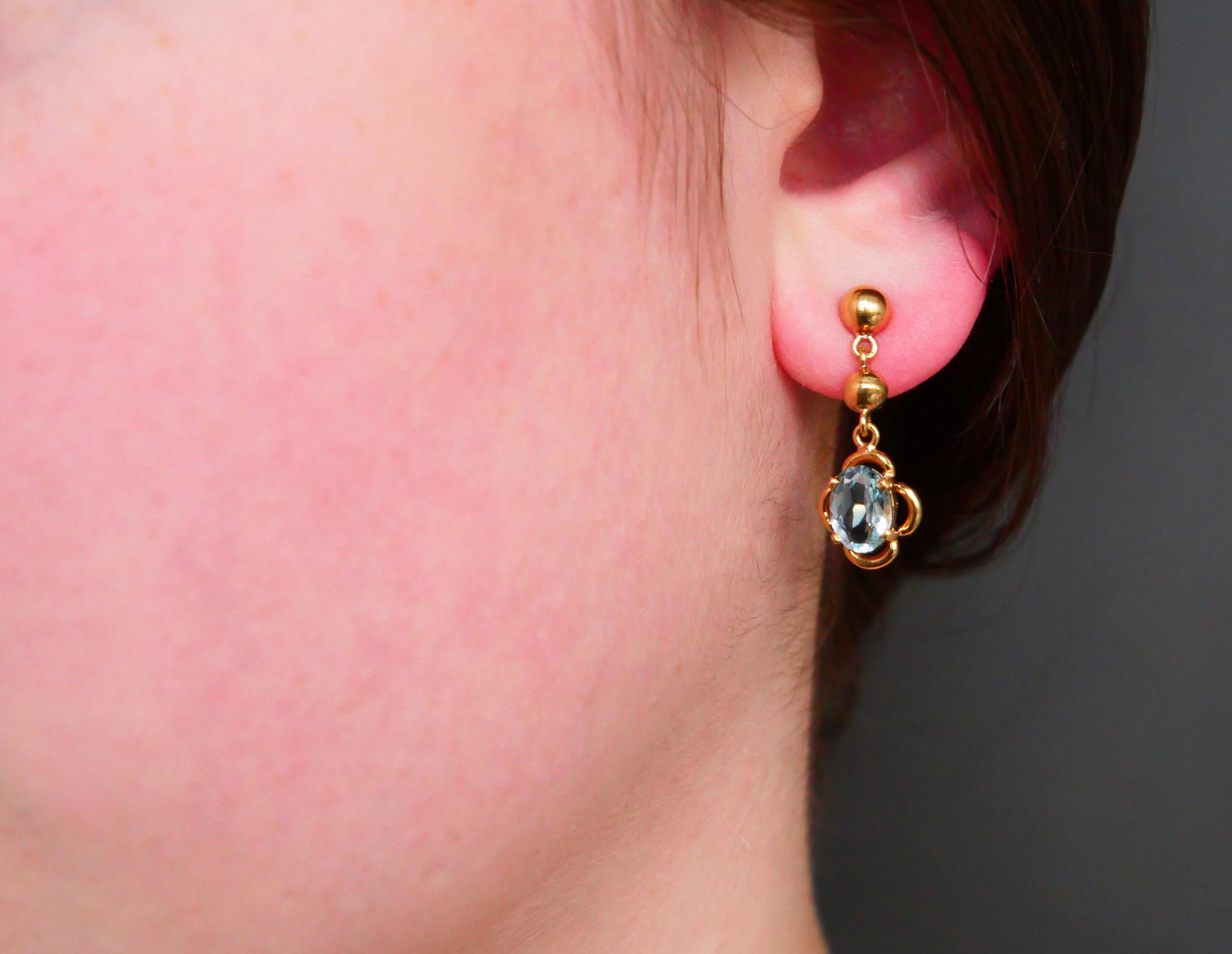 Women's Antique German dangle Earrings natural 2.5ct Aquamarine solid 18K Gold / 3.65gr For Sale