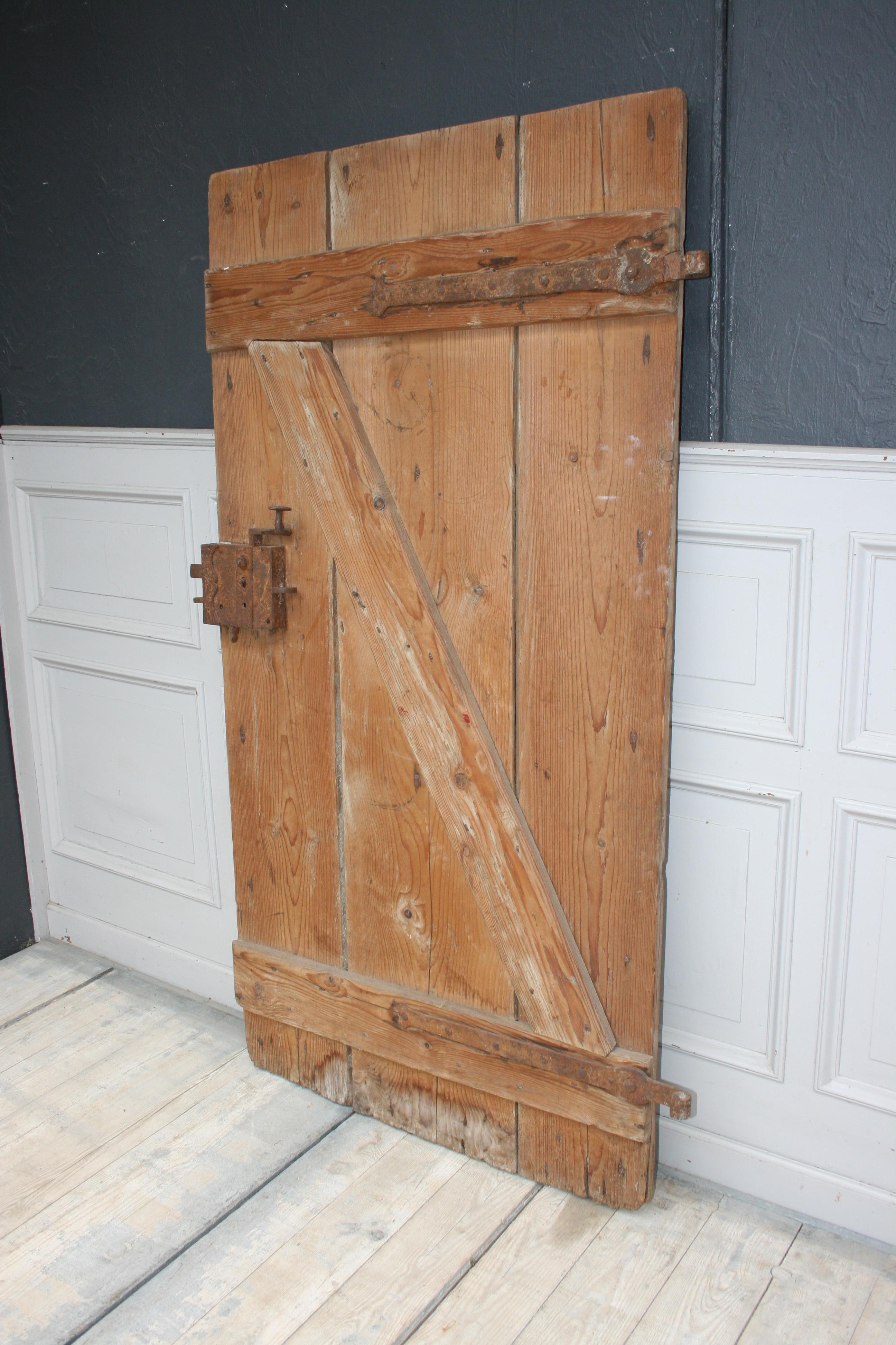 Antique German Door Made of Oak and Fir Wood For Sale 1