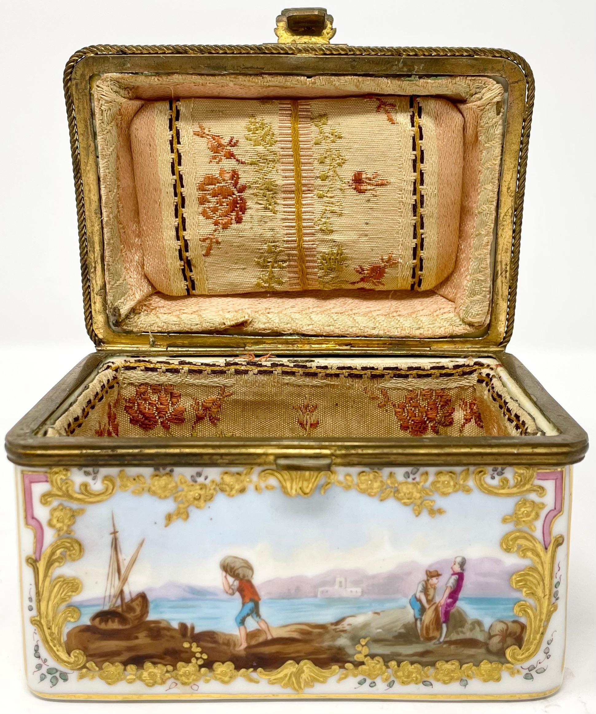 Antique German Dresden Porcelain Box with Delicate Painting, Circa 1860-1870. For Sale 3
