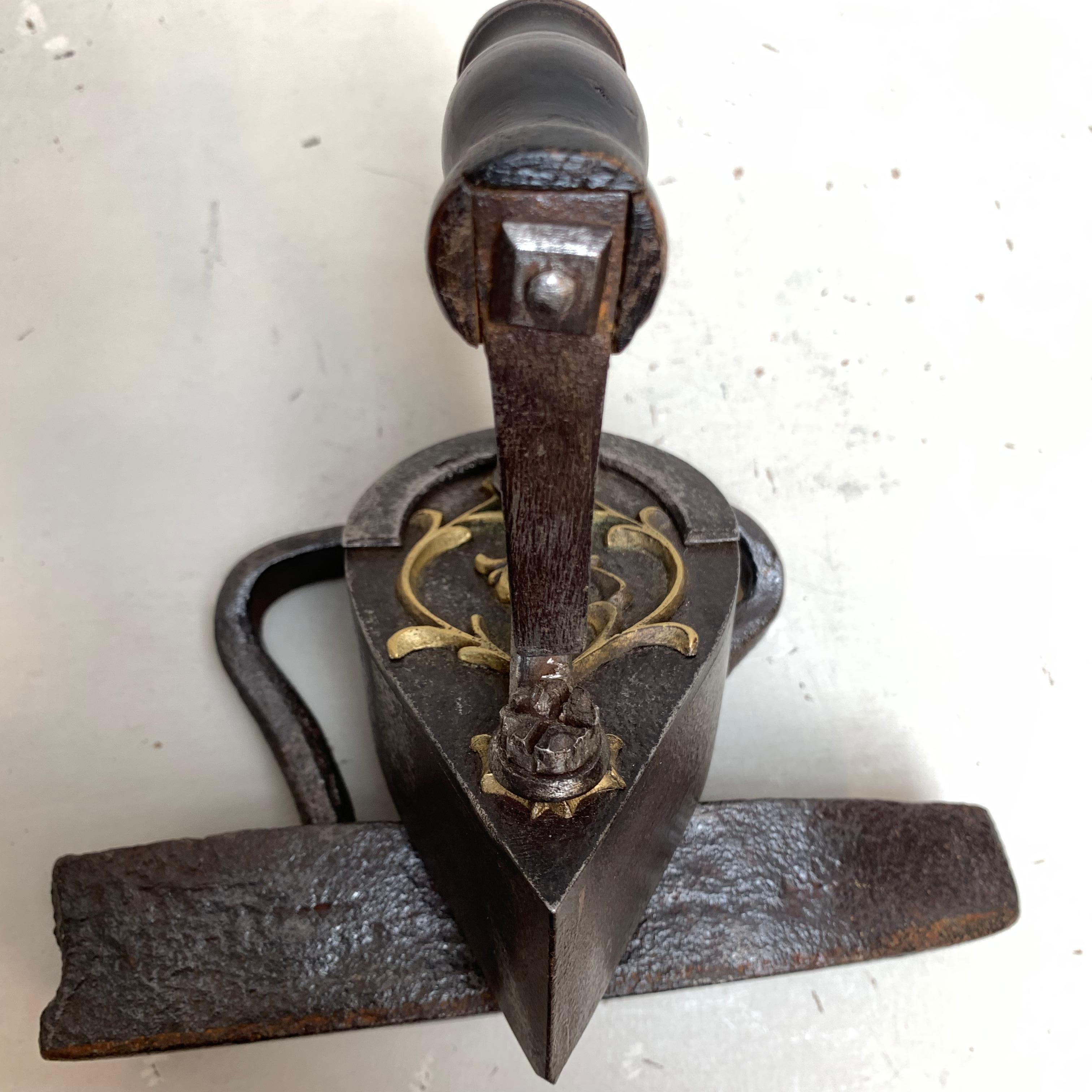 Antique German Drop-Shaped and Brass Decorated Iron, 19th Century For Sale 11