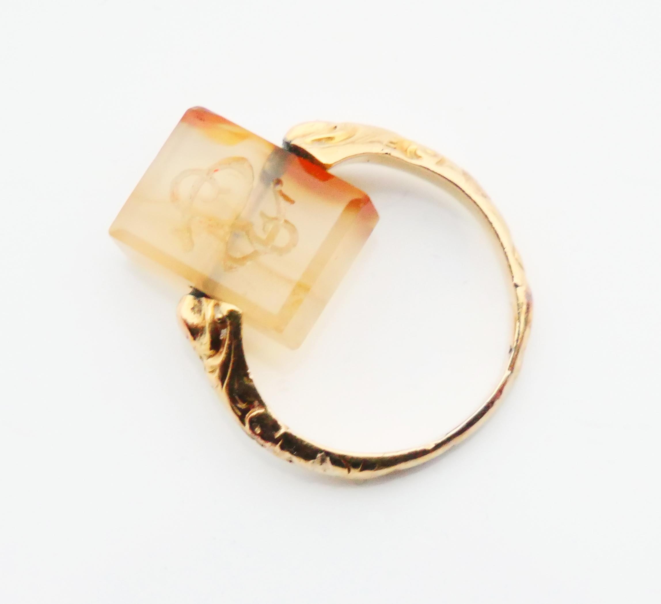 Antique German ES/SE Signet Swivel Ring Chalcedony solid 14K Gold Ø 3.5US /2.5gr For Sale 5