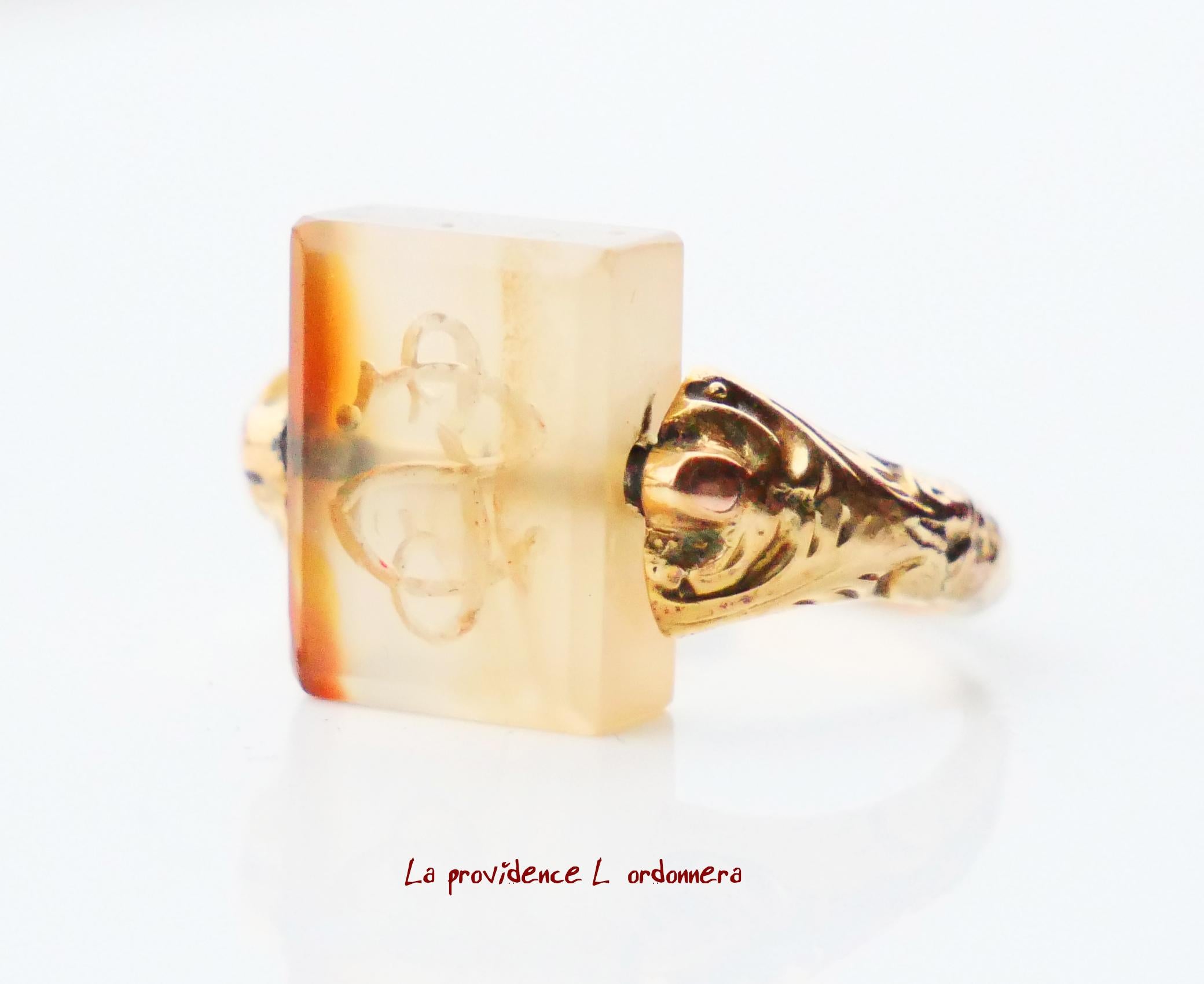 Antique German ES/SE Signet Swivel Ring Chalcedony solid 14K Gold Ø 3.5US /2.5gr For Sale 4