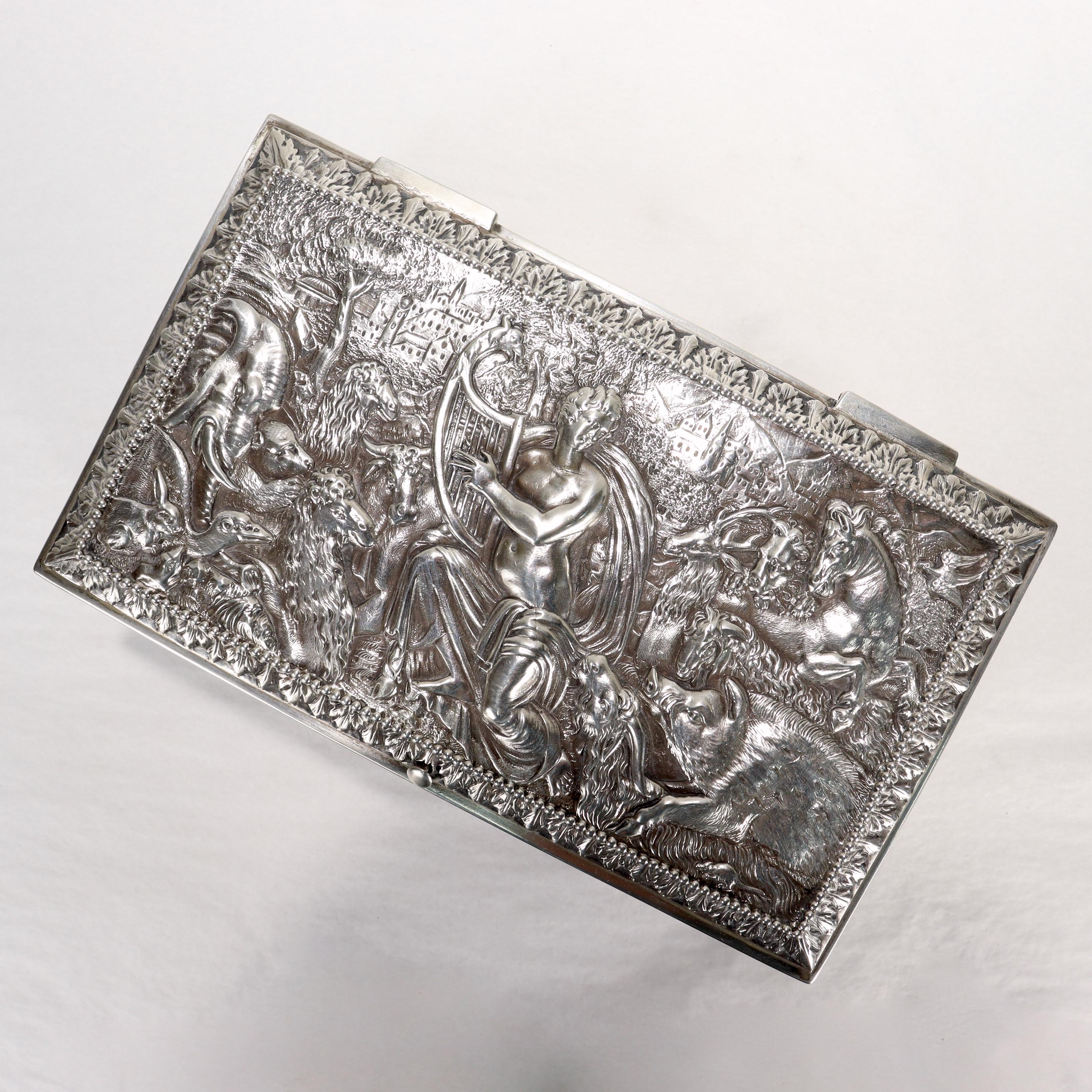 Caja o cofre de mesa de plata maciza del renacimiento figurativo alemán antiguo en venta 5