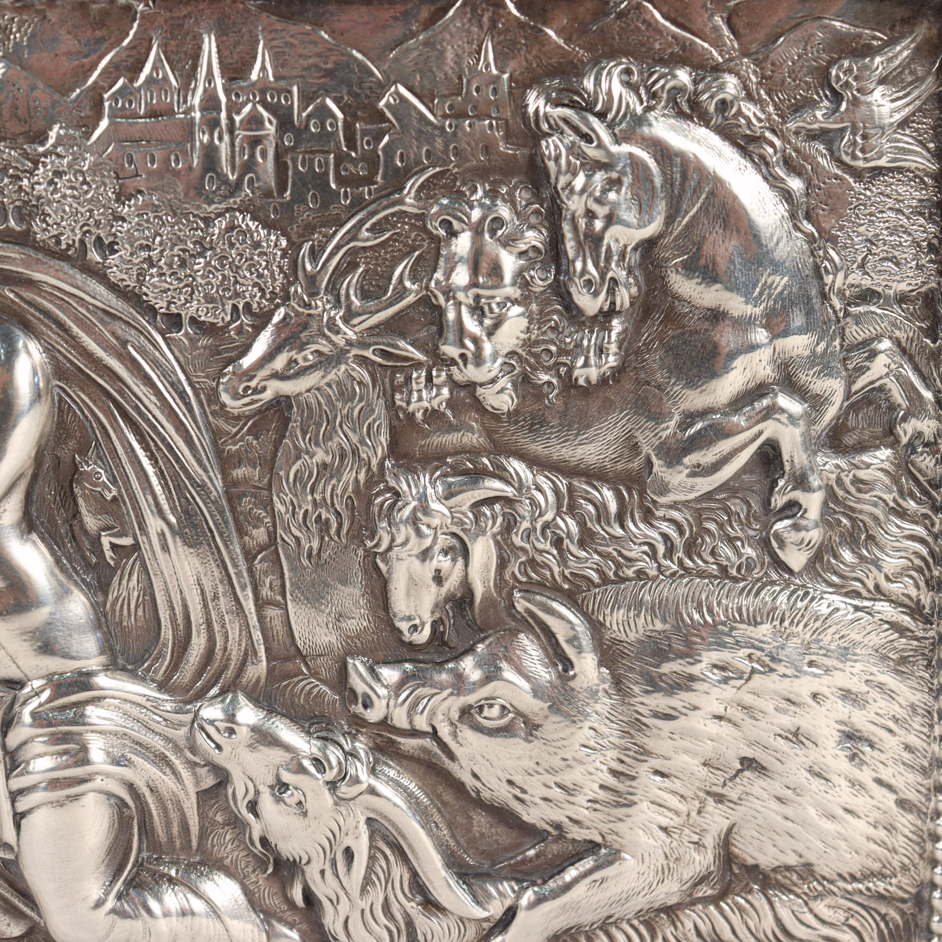 Caja o cofre de mesa de plata maciza del renacimiento figurativo alemán antiguo en venta 9
