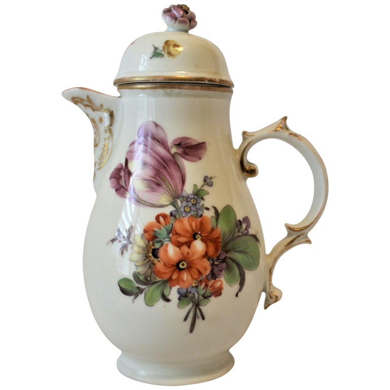 https://a.1stdibscdn.com/antique-german-furstenberg-porcelain-coffee-pot-for-sale/1121189/f_175591011579014269546/17559101_master.jpg?width=768