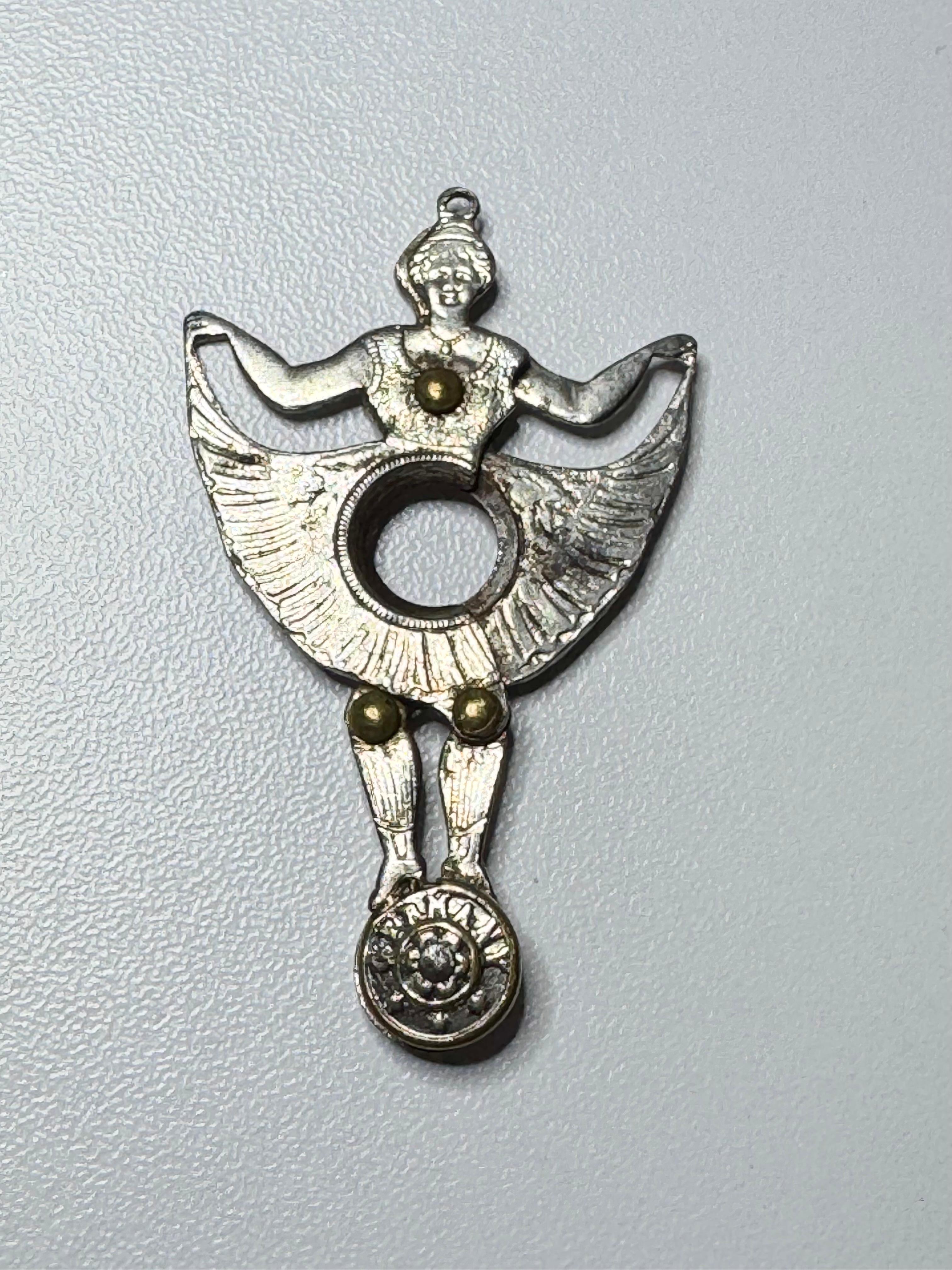 Antique German Girl Figural Cigar Cutter for Pocket Watch Chain, FOB, 1890s In Good Condition For Sale In Nuernberg, DE